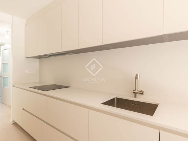 3 quarto Apartamento para arrendar em Castelldefels com piscina garagem - 3 500 € (Ref: 9153287)