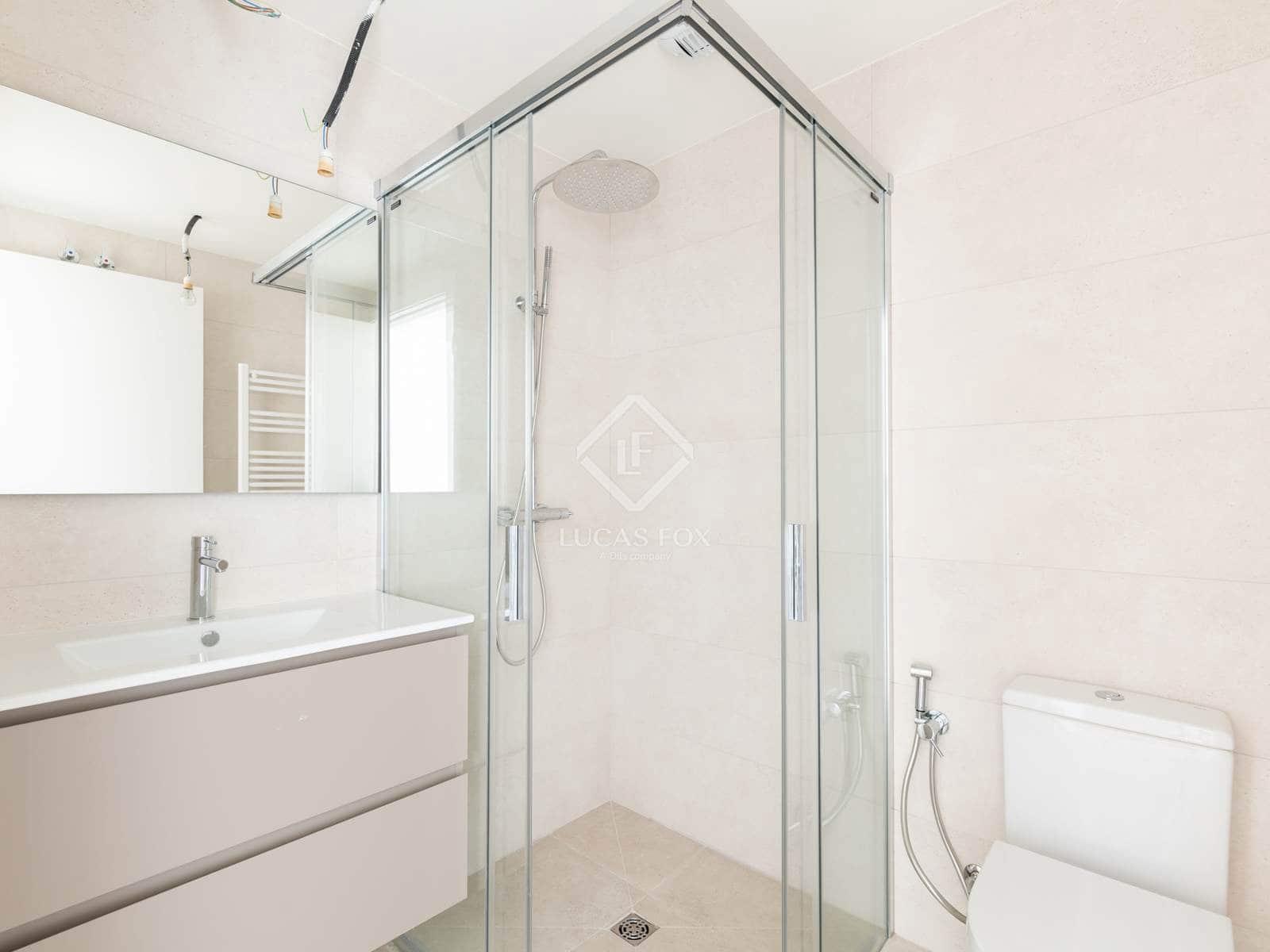 2 sypialnia Apartament do wynajęcia w Castelldefels z basenem garażem - 3 000 € (Ref: 9153288)