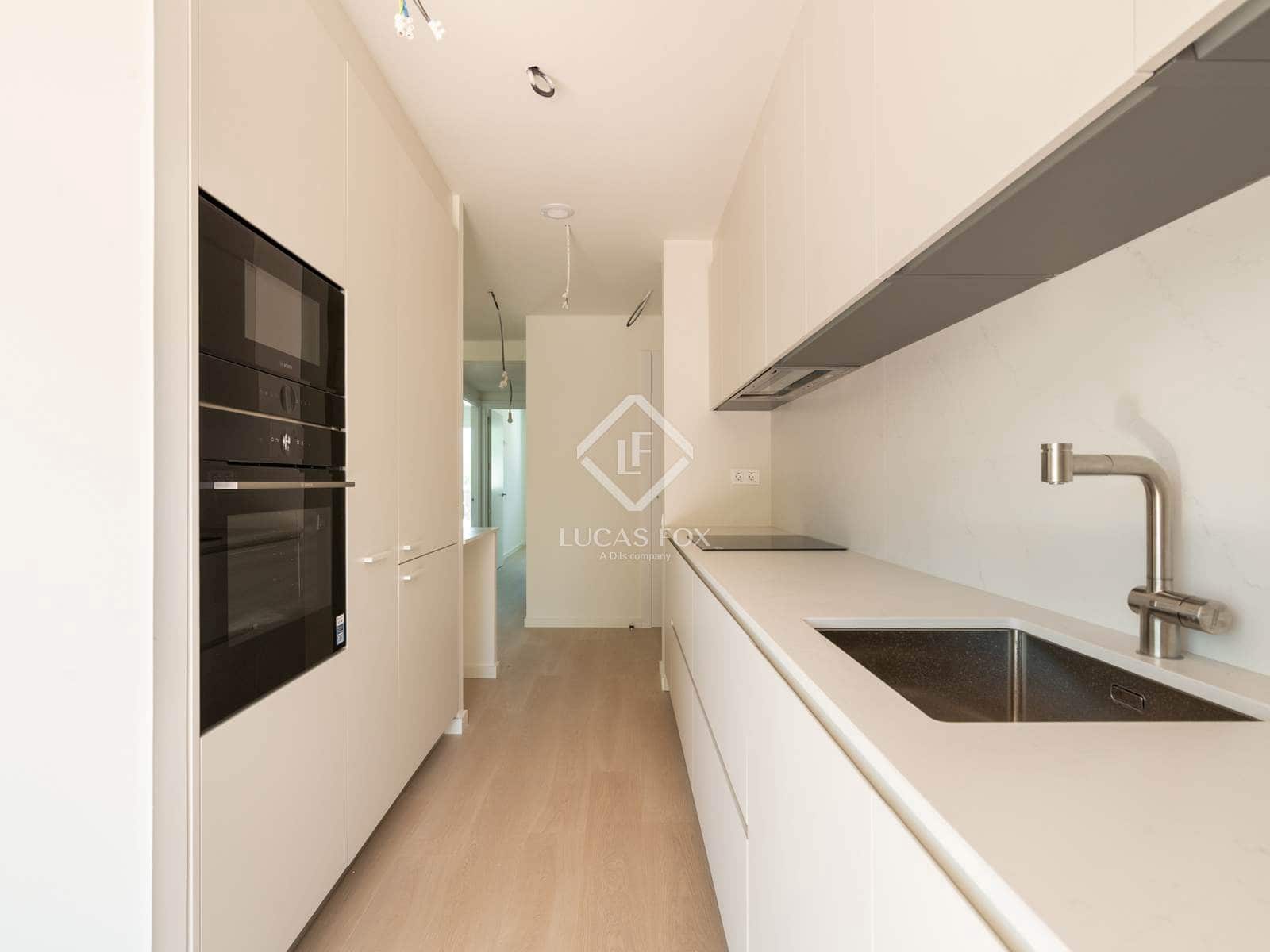2 sypialnia Apartament do wynajęcia w Castelldefels z basenem garażem - 3 000 € (Ref: 9153288)