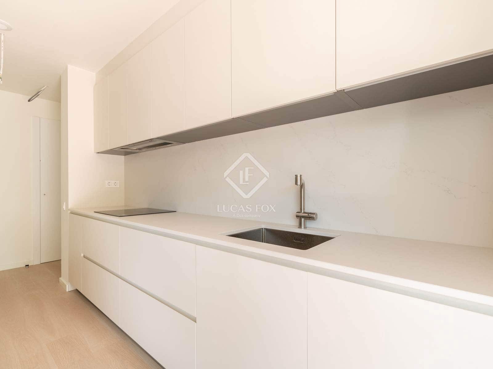 2 sypialnia Apartament do wynajęcia w Castelldefels z basenem garażem - 3 000 € (Ref: 9153288)