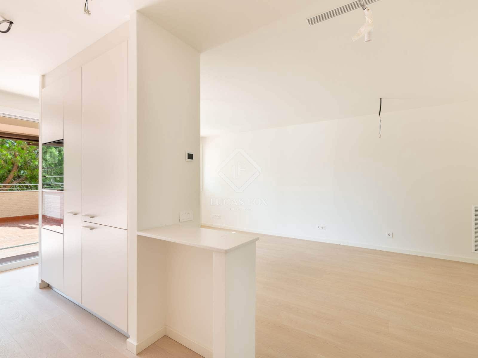 2 sypialnia Apartament do wynajęcia w Castelldefels z basenem garażem - 3 000 € (Ref: 9153288)