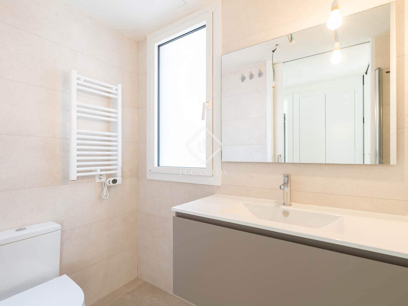 2 sypialnia Apartament do wynajęcia w Castelldefels z basenem garażem - 3 000 € (Ref: 9153288)