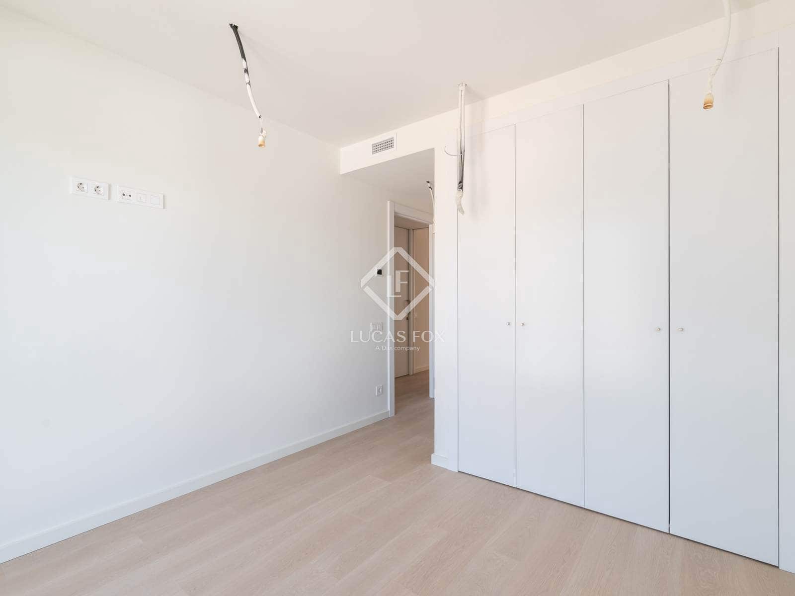 2 sypialnia Apartament do wynajęcia w Castelldefels z basenem garażem - 3 000 € (Ref: 9153288)