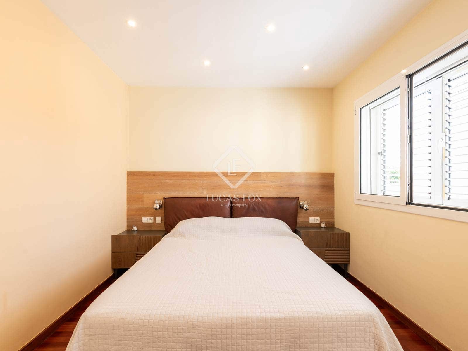 4 sypialnia Willa do wynajęcia w Castelldefels z basenem garażem - 5 500 € (Ref: 9153289)