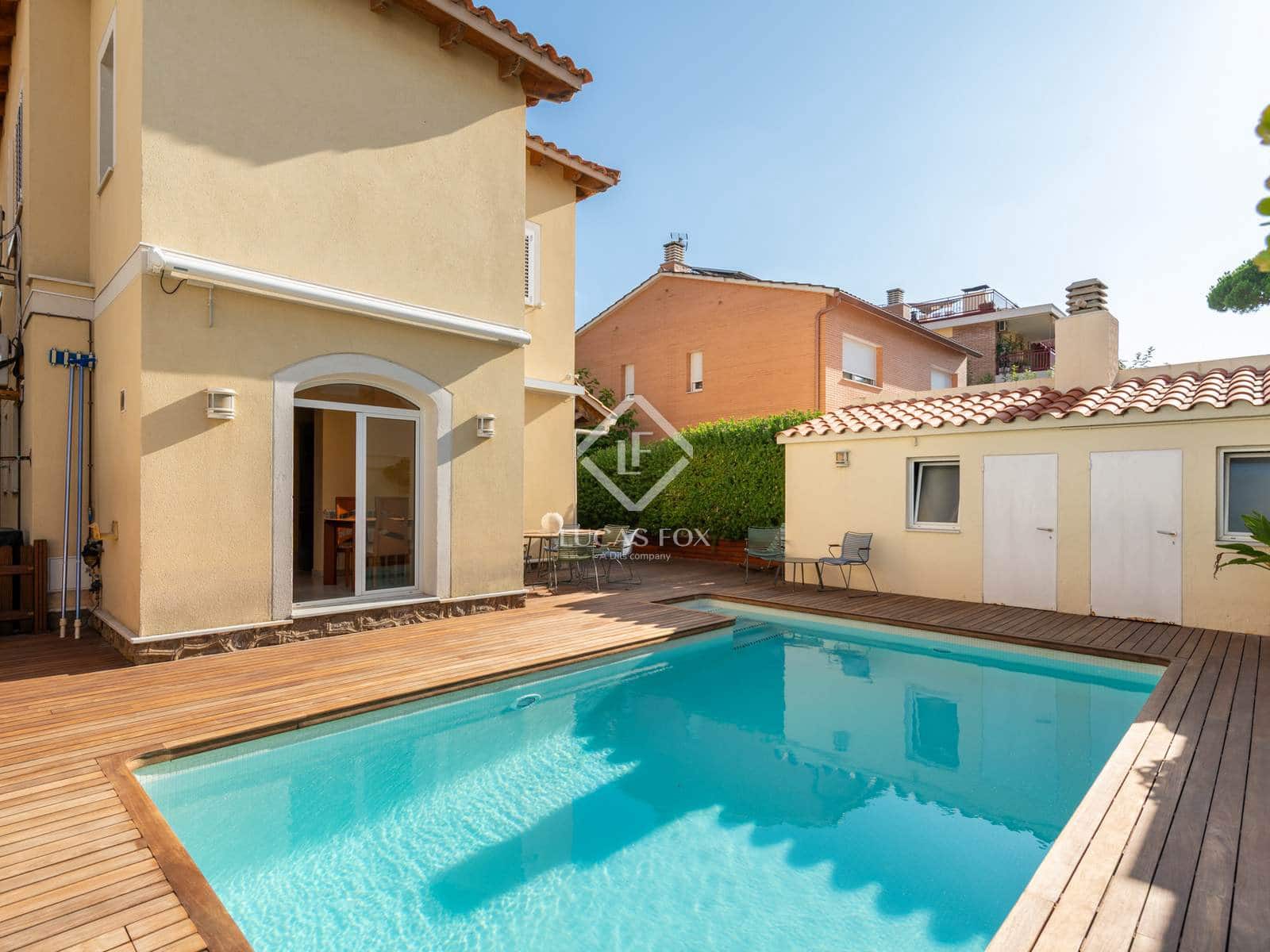 4 sypialnia Willa do wynajęcia w Castelldefels z basenem garażem - 5 500 € (Ref: 9153289)