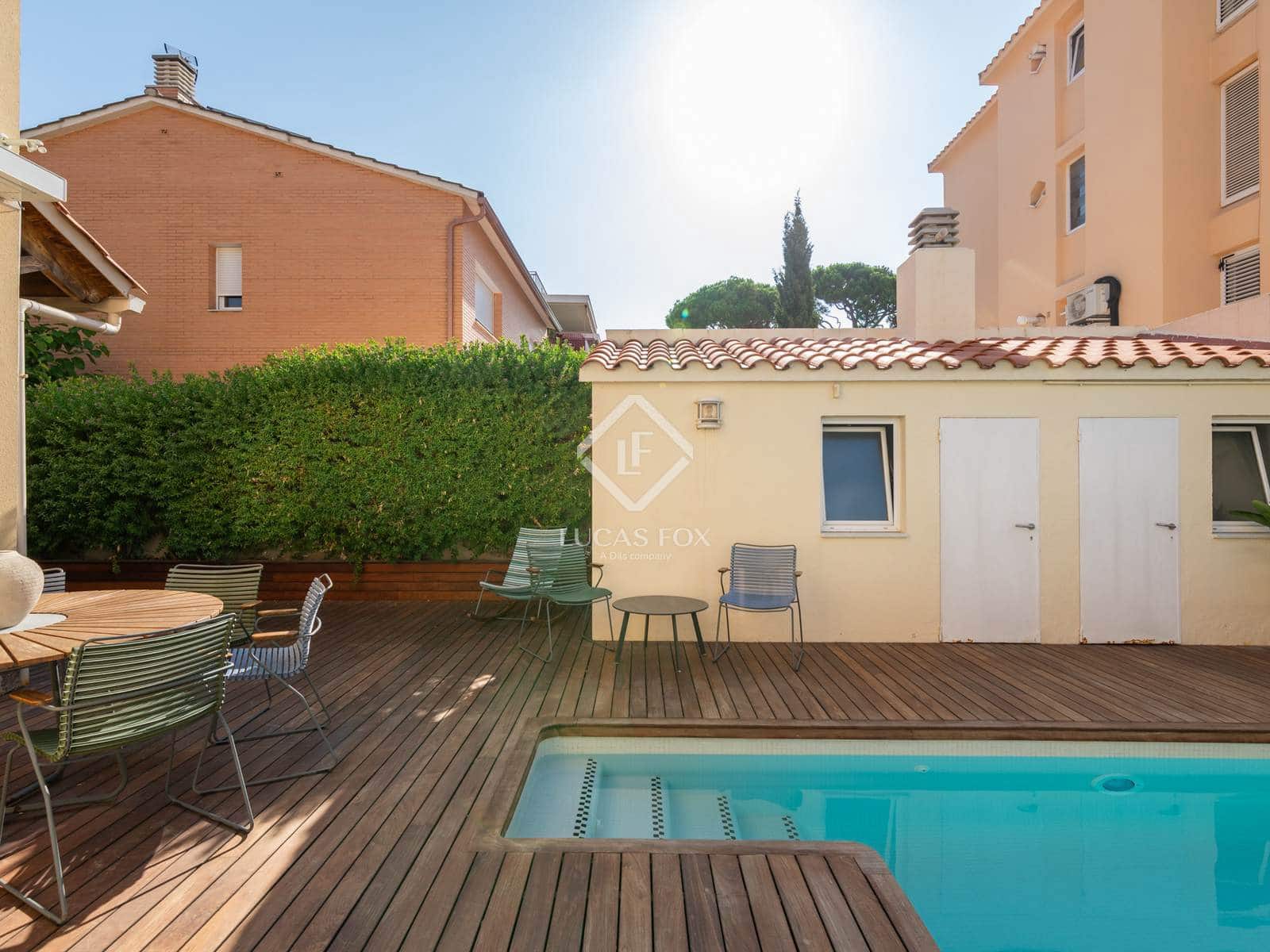 4 sypialnia Willa do wynajęcia w Castelldefels z basenem garażem - 5 500 € (Ref: 9153289)