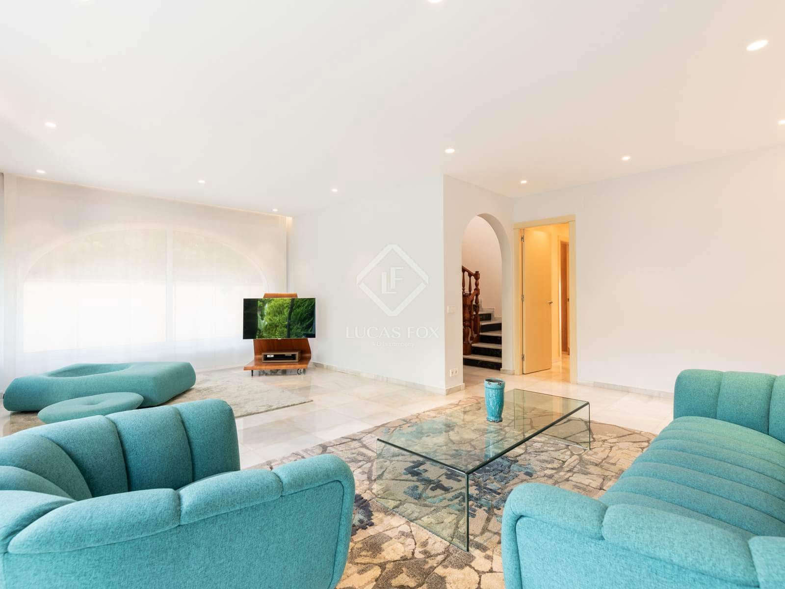 4 sypialnia Willa do wynajęcia w Castelldefels z basenem garażem - 5 500 € (Ref: 9153289)