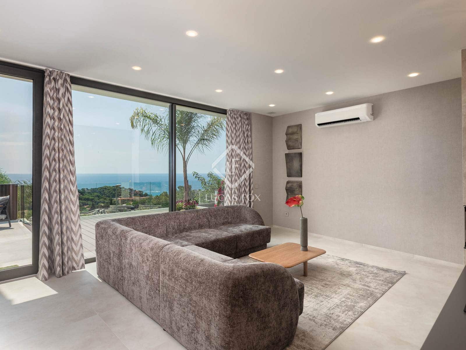 4 camera da letto Villa in vendita in Lloret de Mar con piscina garage - 1.350.000 € (Rif: 9156250)