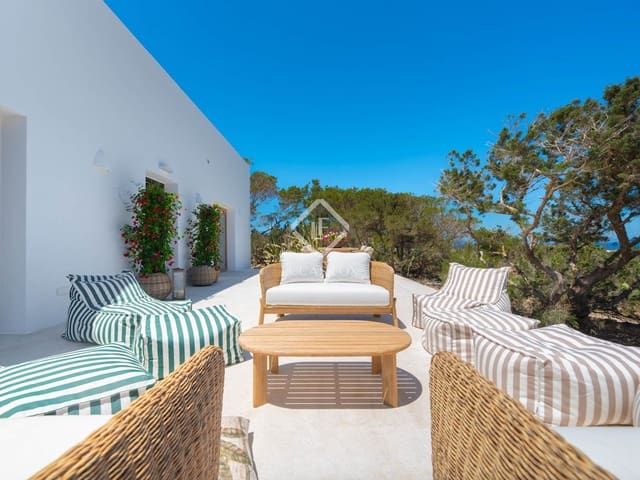 3 soveværelse Villa til salg i La Savina, Formentera kommune med swimmingpool - € 4.900.000 (Ref: 9156351)