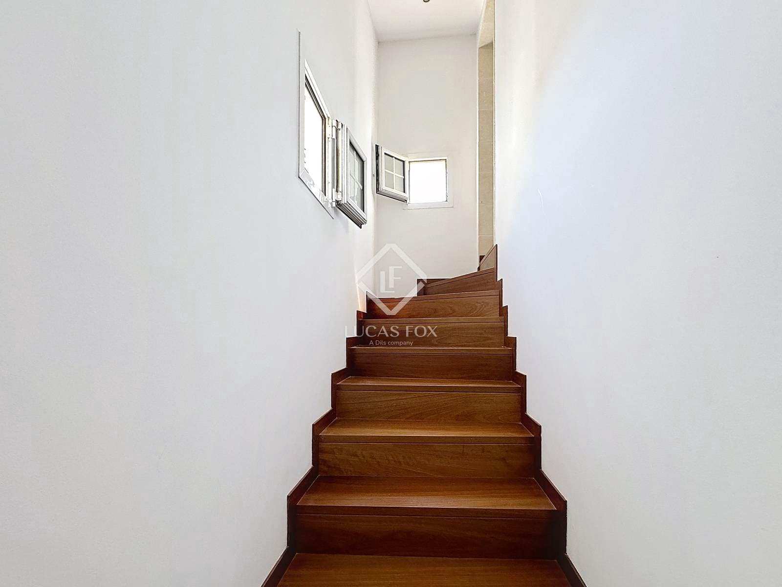 4 sypialnia Willa na sprzedaż w Mahon / Mao z basenem garażem - 790 000 € (Ref: 9158108)