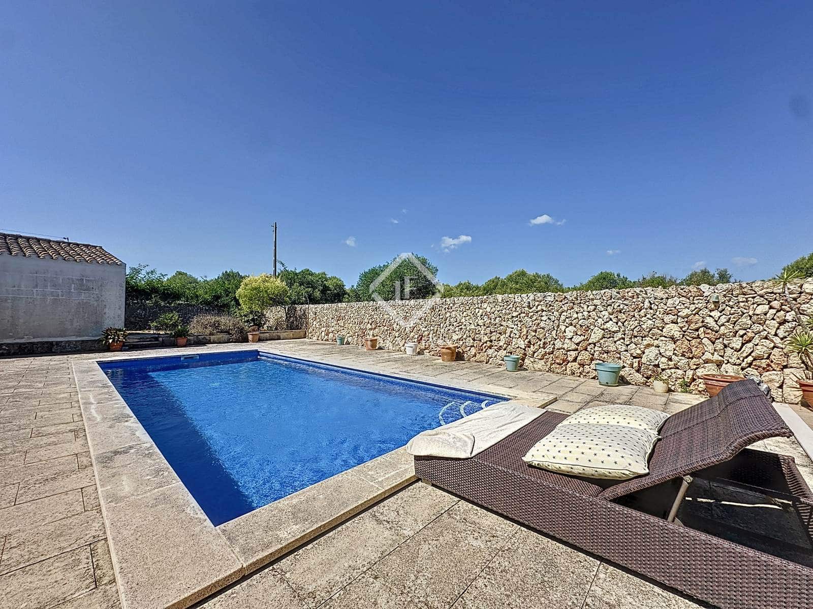 4 sypialnia Willa na sprzedaż w Mahon / Mao z basenem garażem - 790 000 € (Ref: 9158108)