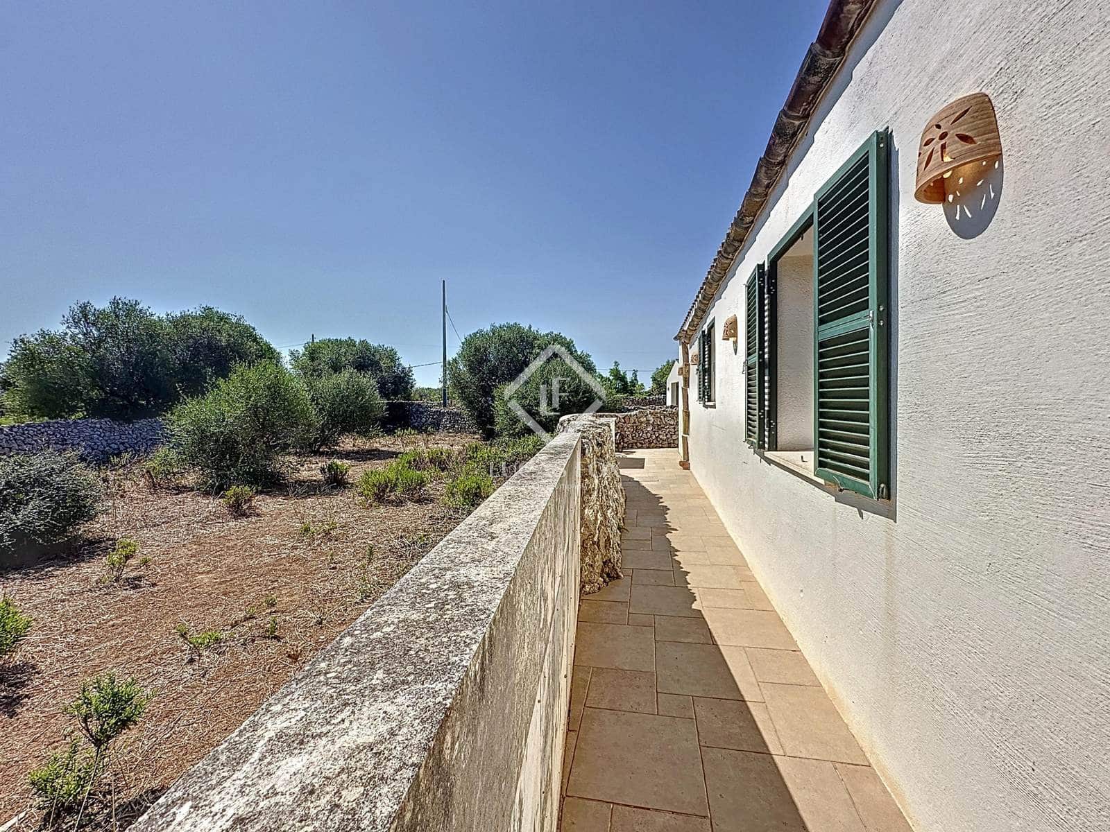 4 sypialnia Willa na sprzedaż w Mahon / Mao z basenem garażem - 790 000 € (Ref: 9158108)