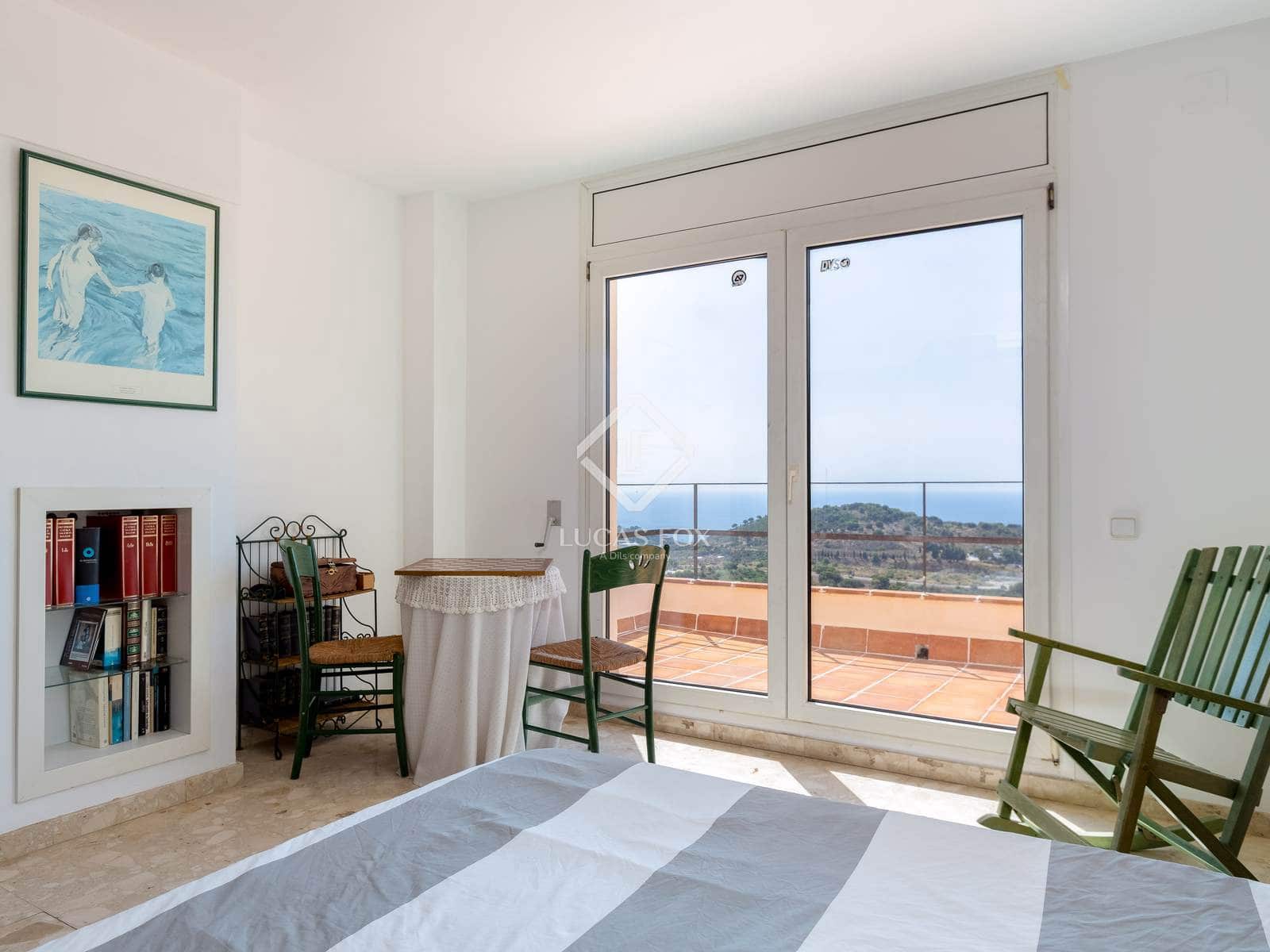 9 soverom Villa til salgs i Badalona med svømmebasseng garasje - € 1 850 000 (Ref: 9158268)