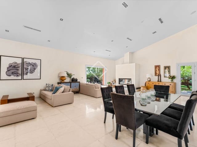 5 slaapkamer Villa te koop in Alicante stad met zwembad garage - € 1.640.000 (Ref: 9158380)