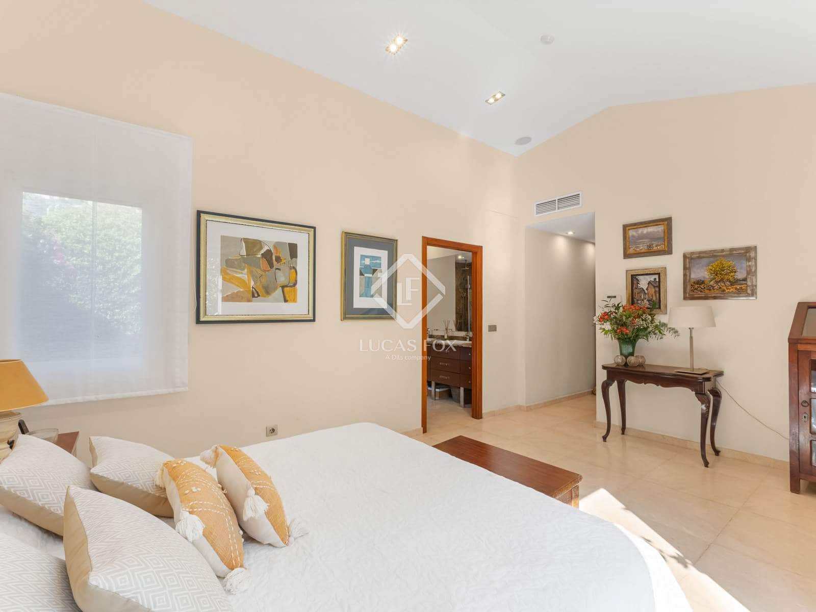 5 slaapkamer Villa te koop in Alicante stad met zwembad garage - € 1.640.000 (Ref: 9158380)