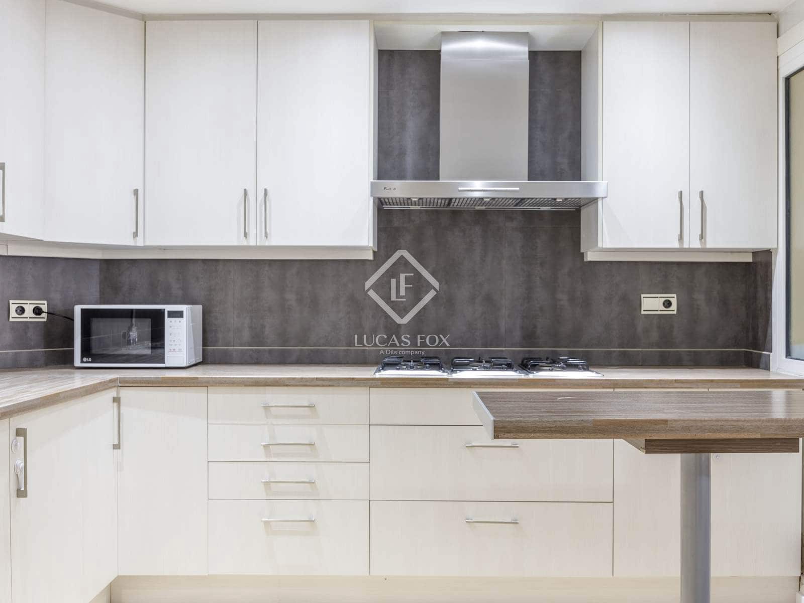 4 camera da letto Appartamento da affittare in Valencia citta con garage - 3.500 € (Rif: 9158712)