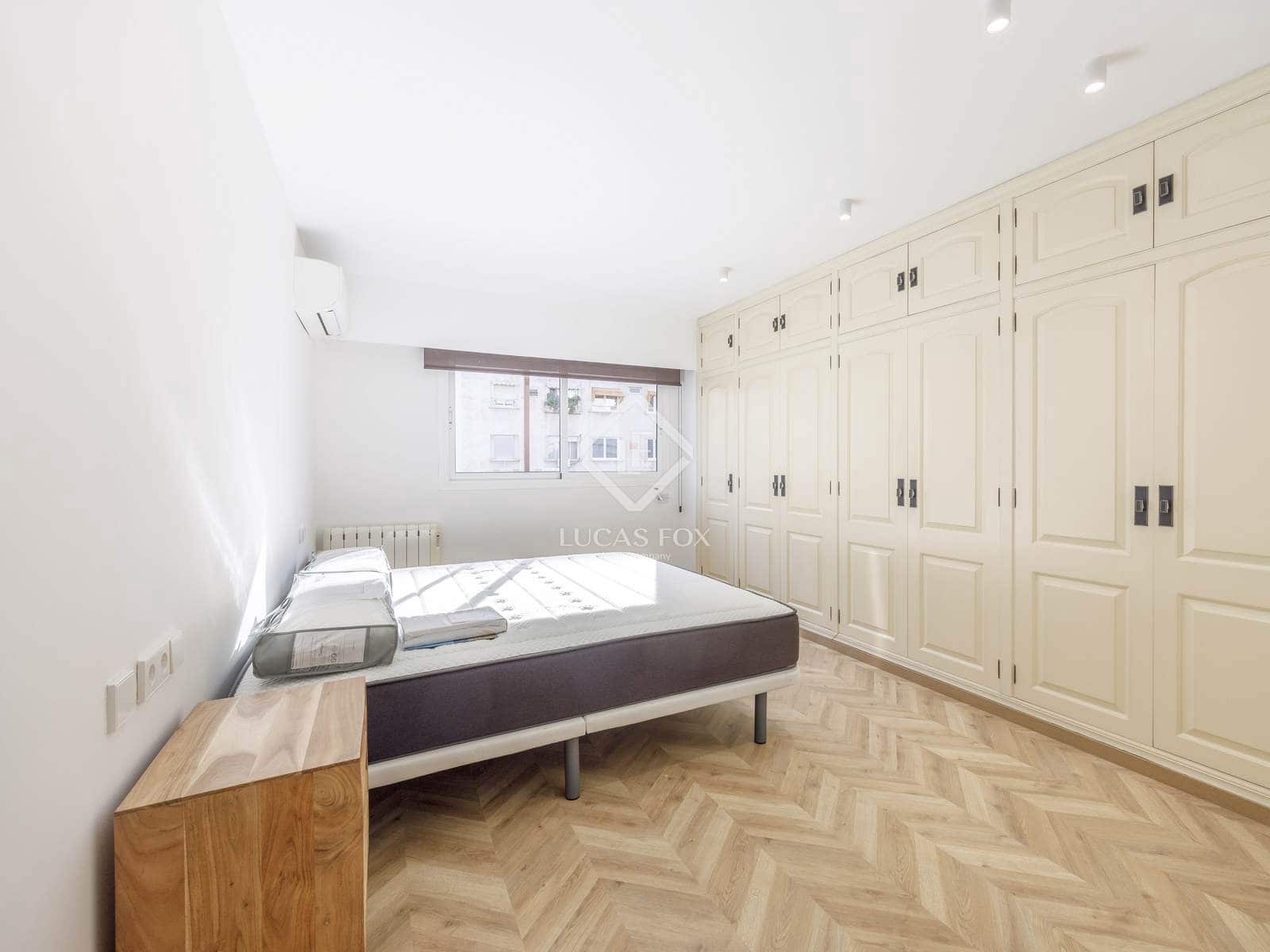 4 camera da letto Appartamento da affittare in Valencia citta con garage - 3.500 € (Rif: 9158712)