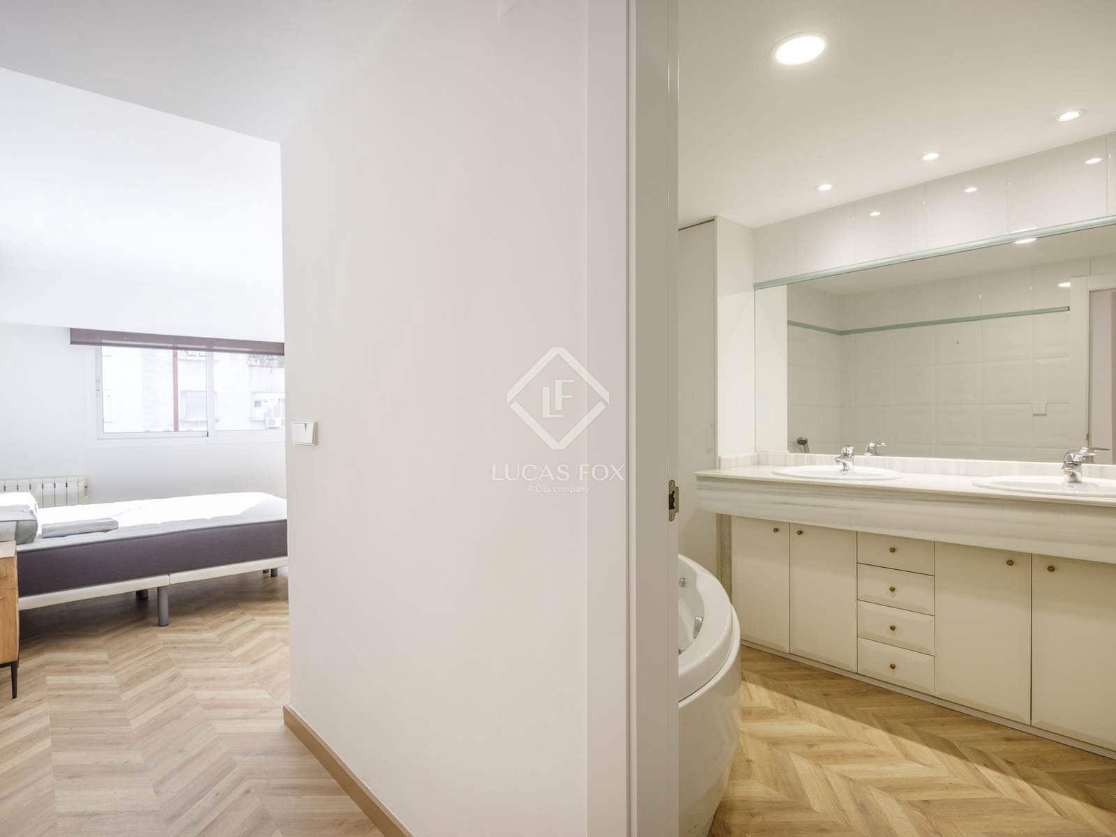 4 camera da letto Appartamento da affittare in Valencia citta con garage - 3.500 € (Rif: 9158712)