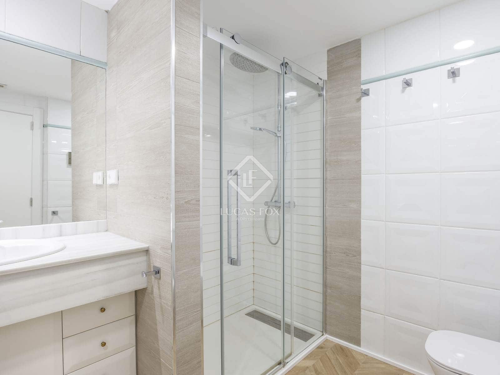 4 camera da letto Appartamento da affittare in Valencia citta con garage - 3.500 € (Rif: 9158712)