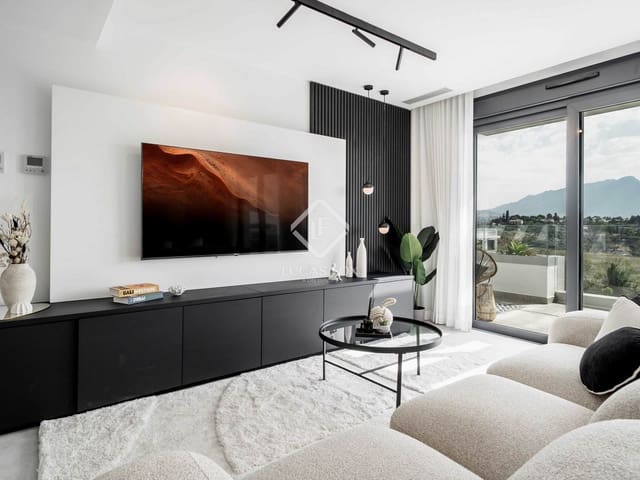 2 chambre Penthouse à vendre à Estepona avec piscine garage - 960 000 € (Ref: 9159071)