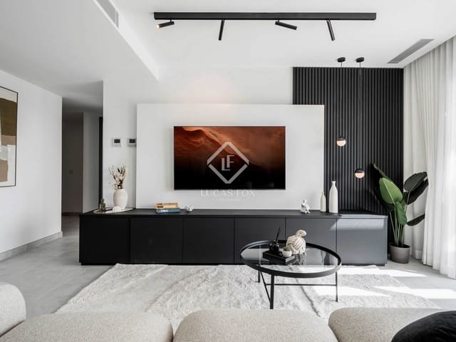 2 chambre Penthouse à vendre à Estepona avec piscine garage - 960 000 € (Ref: 9159071)