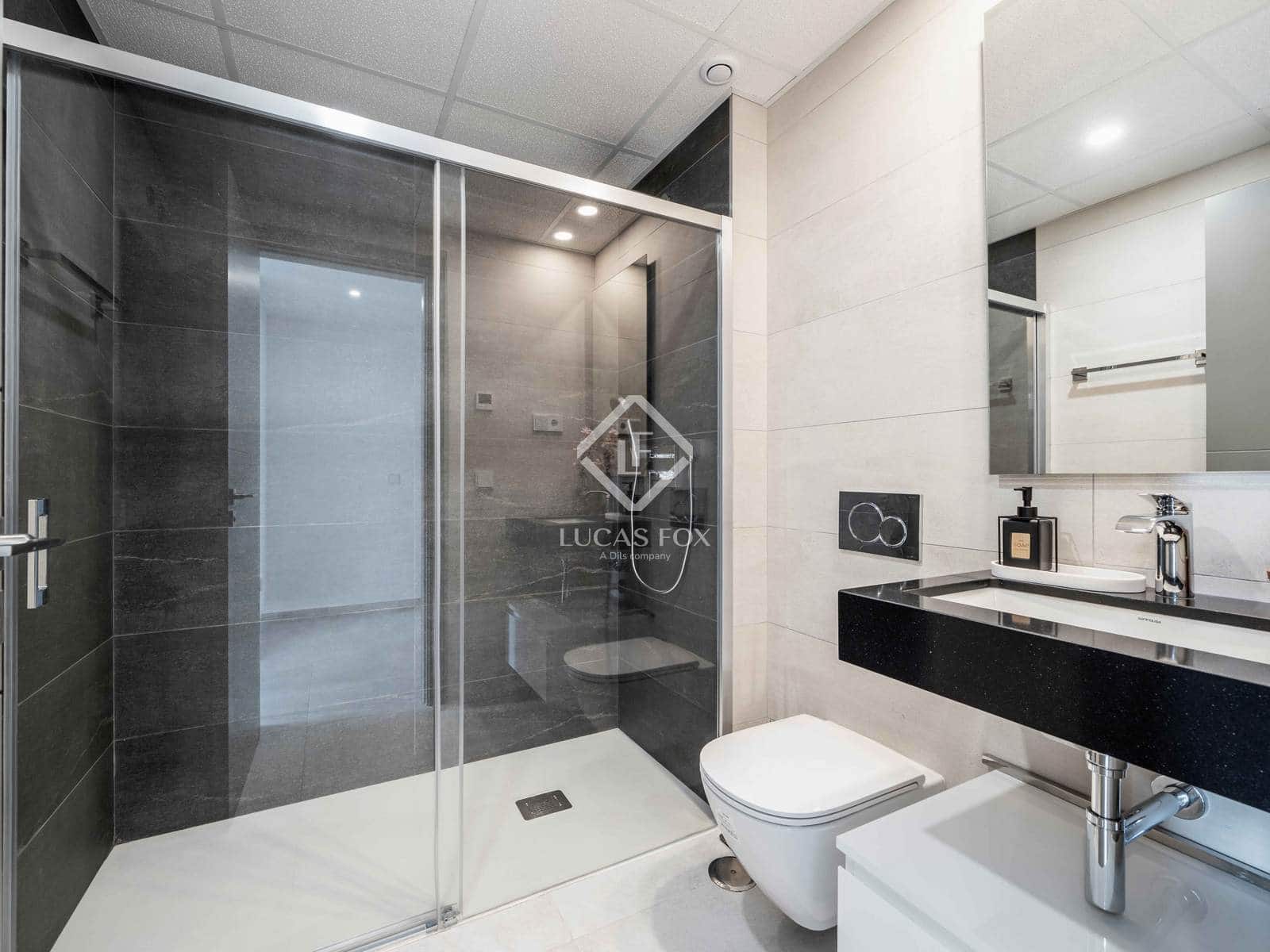 2 chambre Penthouse à vendre à Estepona avec piscine garage - 960 000 € (Ref: 9159071)