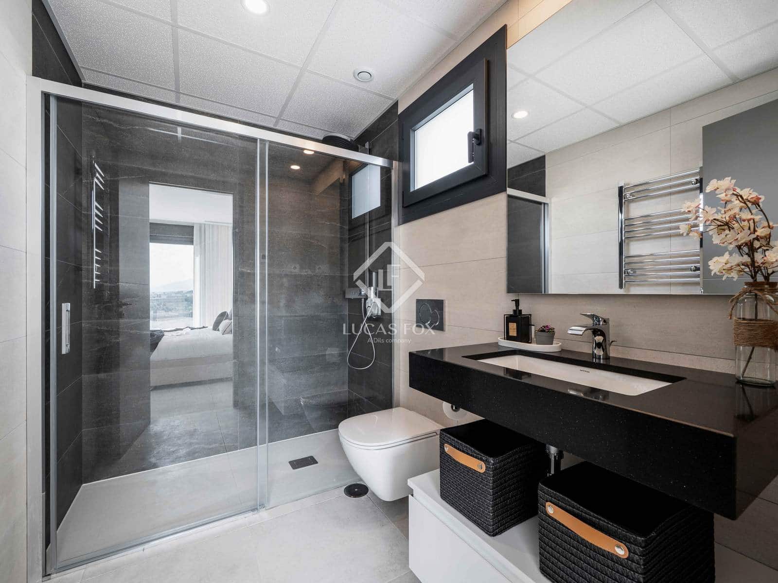 2 chambre Penthouse à vendre à Estepona avec piscine garage - 960 000 € (Ref: 9159071)