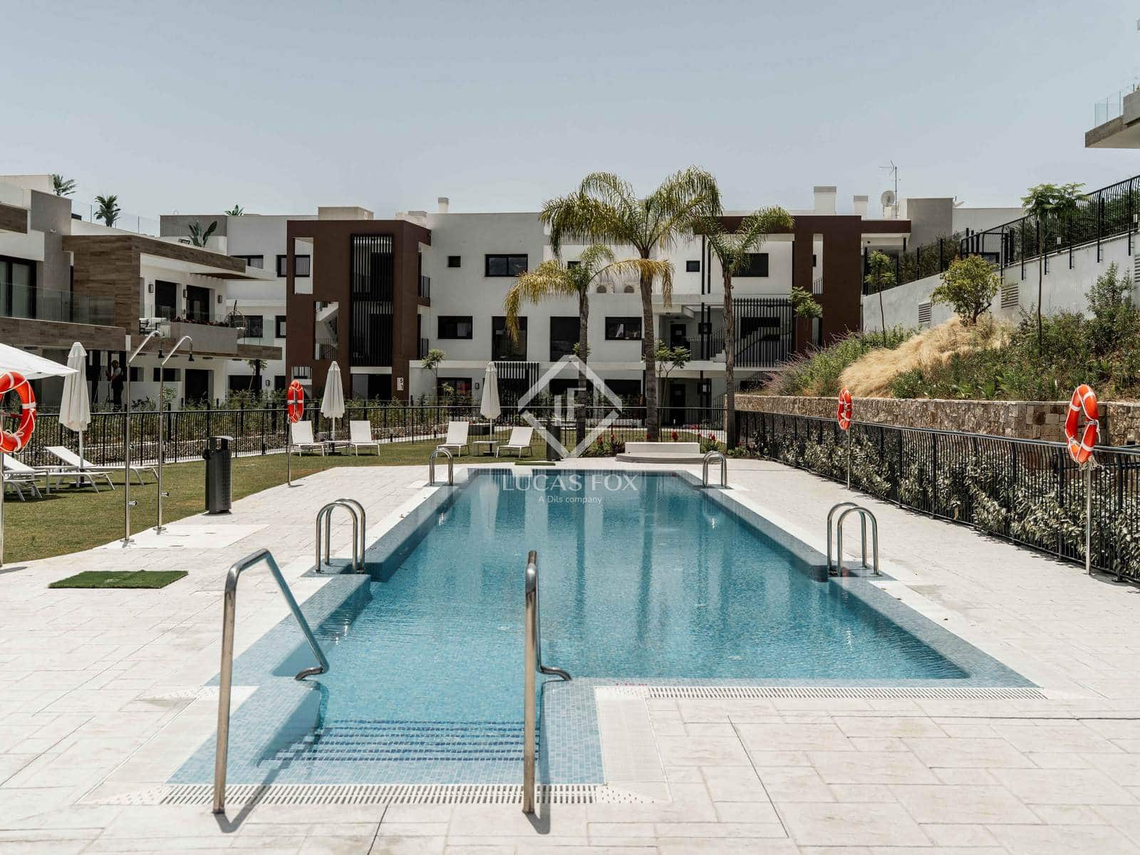 2 chambre Penthouse à vendre à Estepona avec piscine garage - 960 000 € (Ref: 9159071)