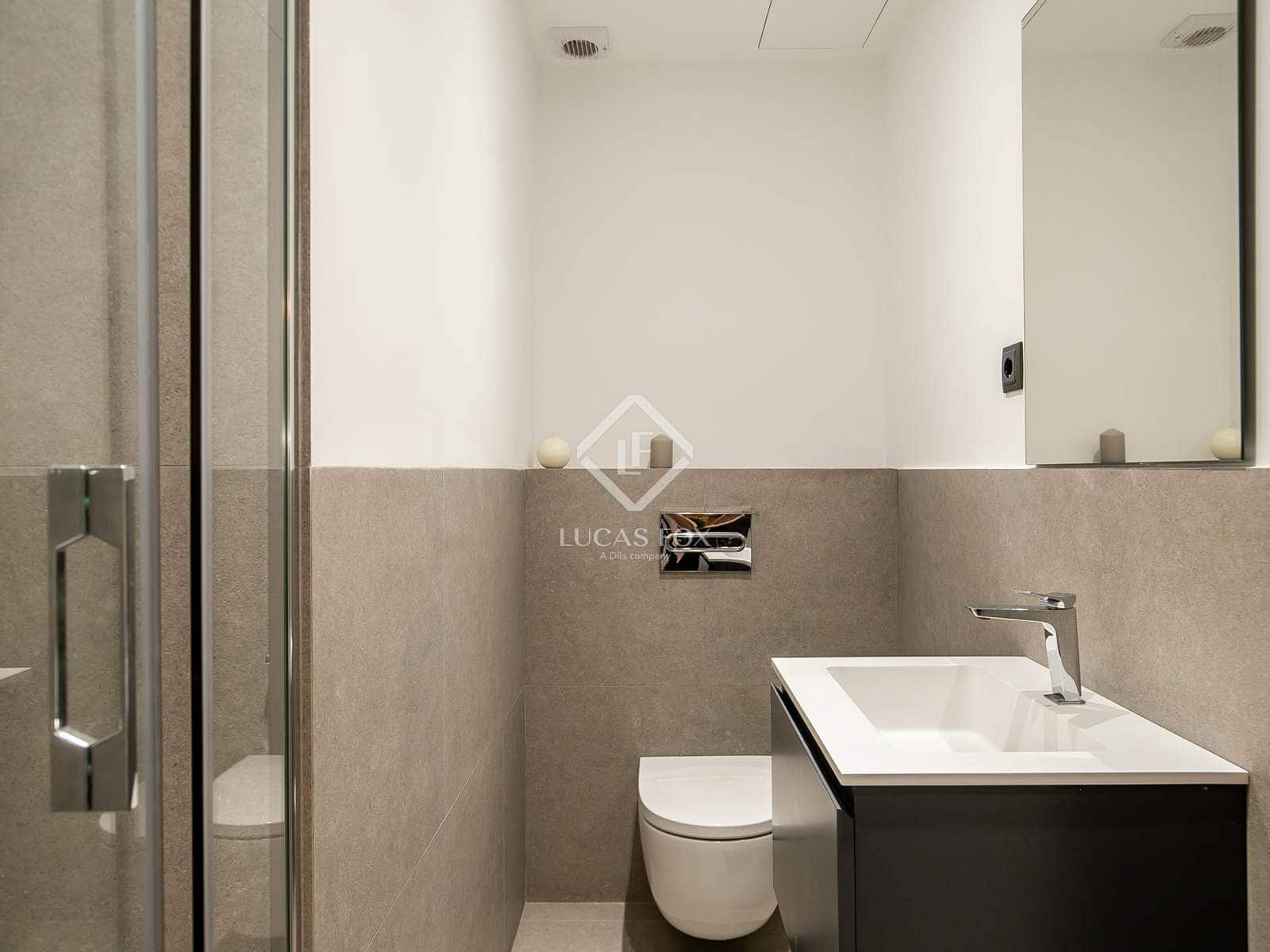 2 slaapkamer Appartement te koop in Barcelona stad - € 670.000 (Ref: 9160128)