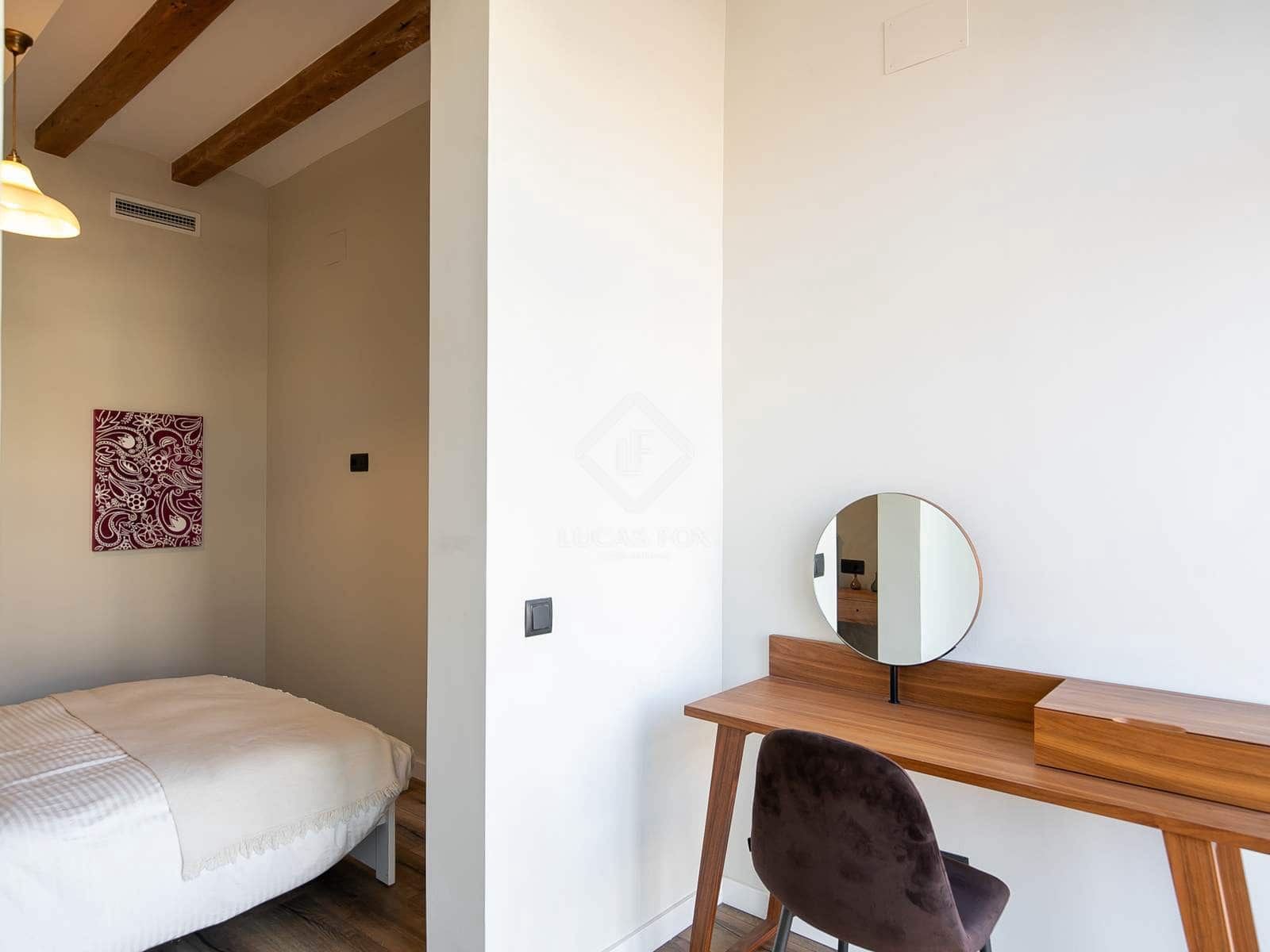 2 slaapkamer Appartement te koop in Barcelona stad - € 670.000 (Ref: 9160128)