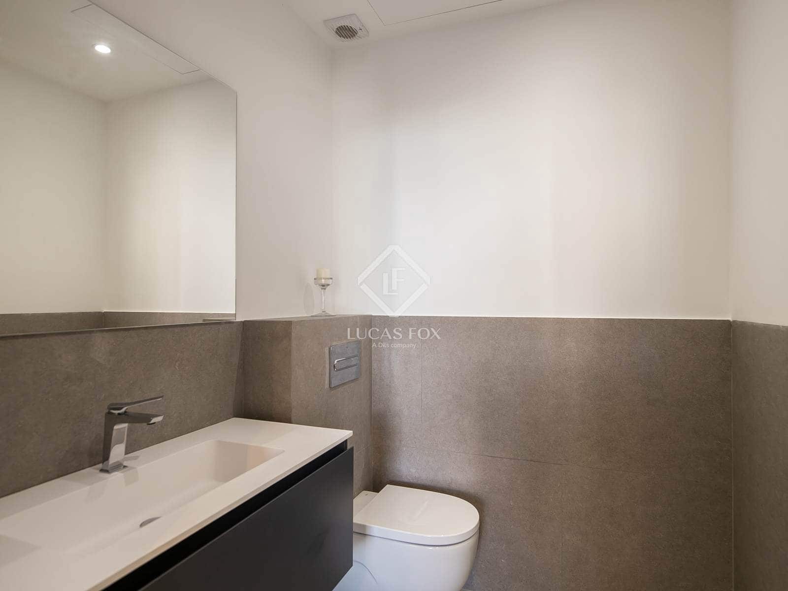 2 slaapkamer Appartement te koop in Barcelona stad - € 670.000 (Ref: 9160128)