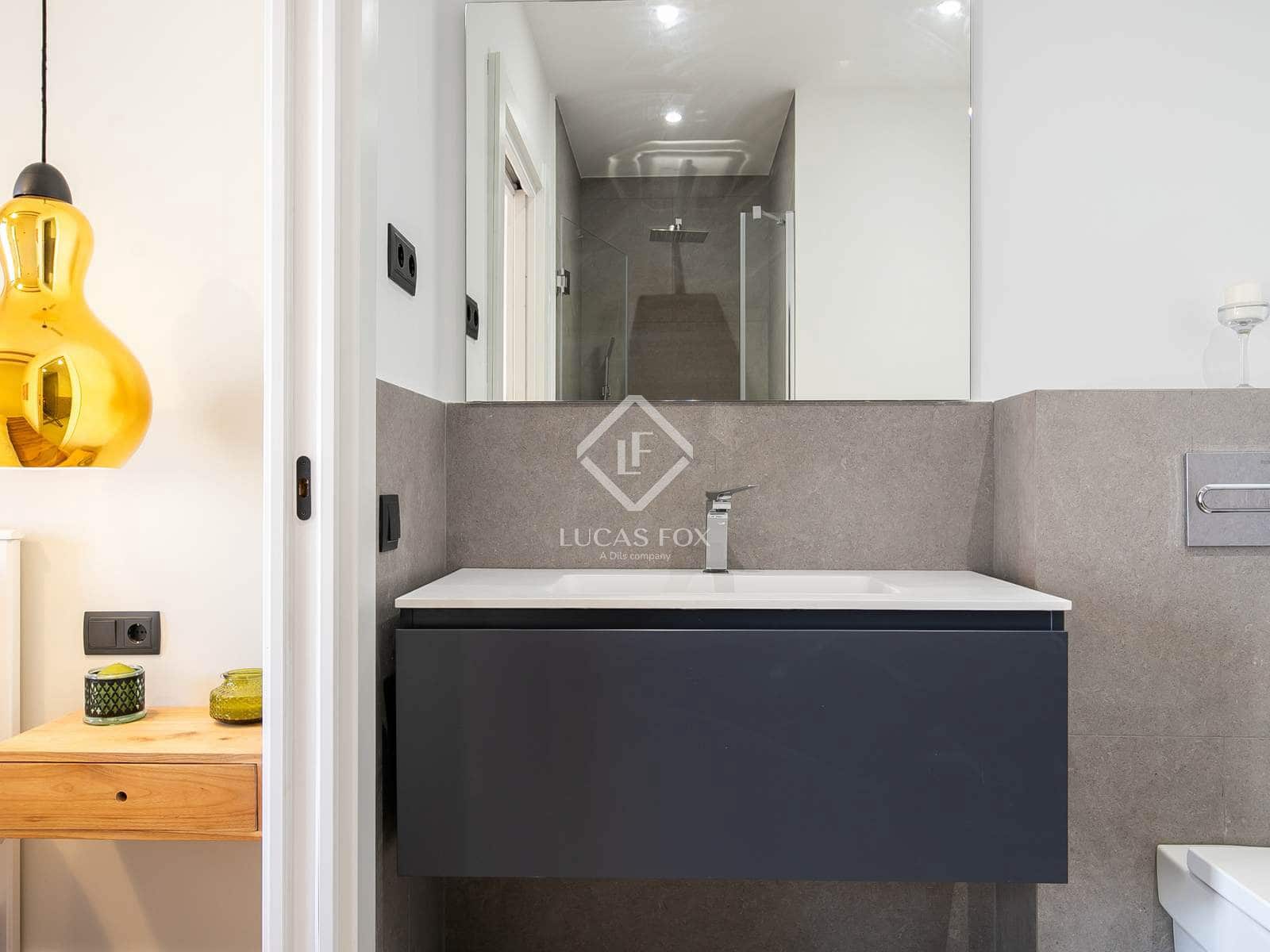 2 slaapkamer Appartement te koop in Barcelona stad - € 670.000 (Ref: 9160128)