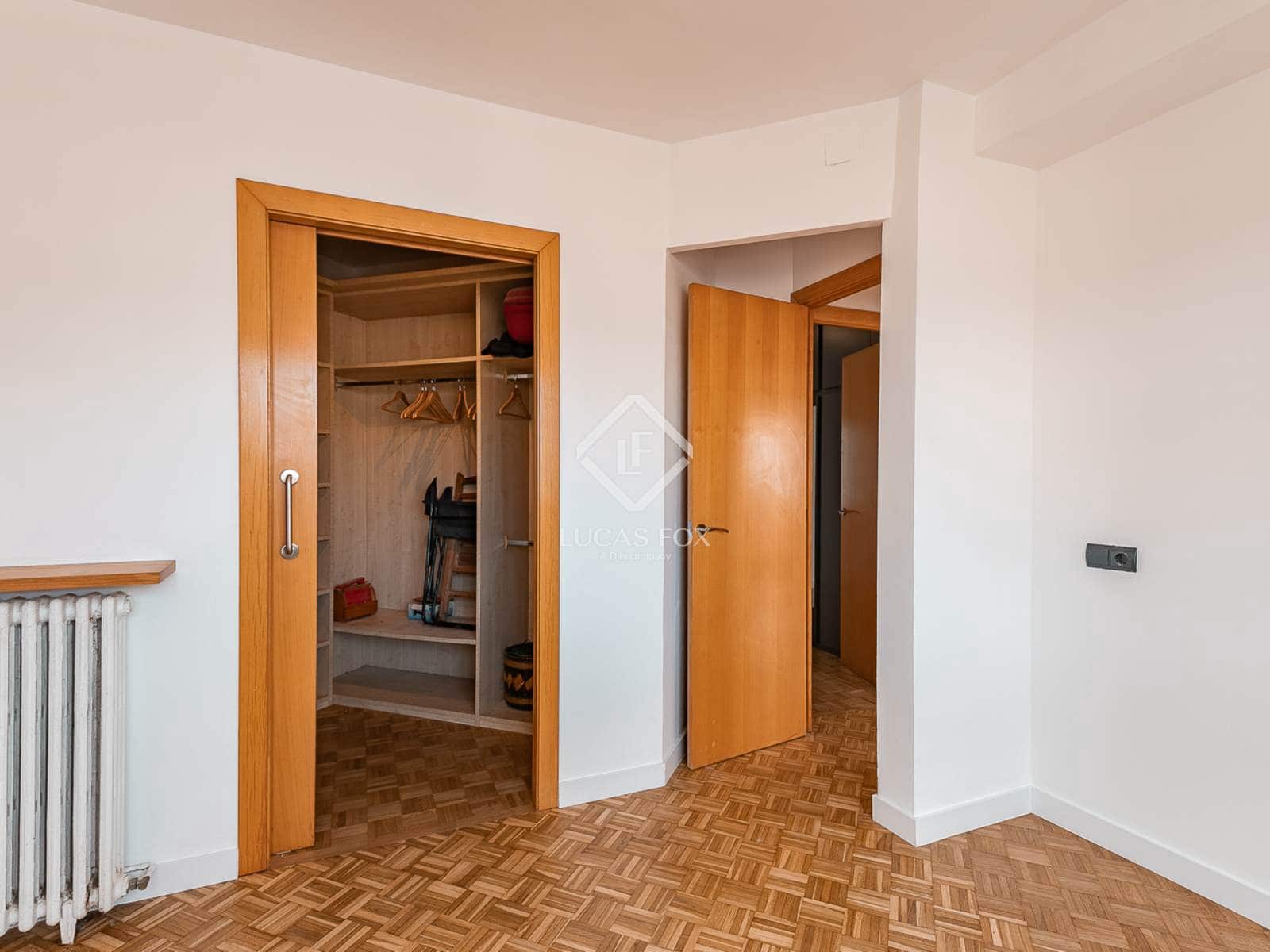 3 soveværelse Lejlighed til salg i Barcelona by - € 599.000 (Ref: 9160516)