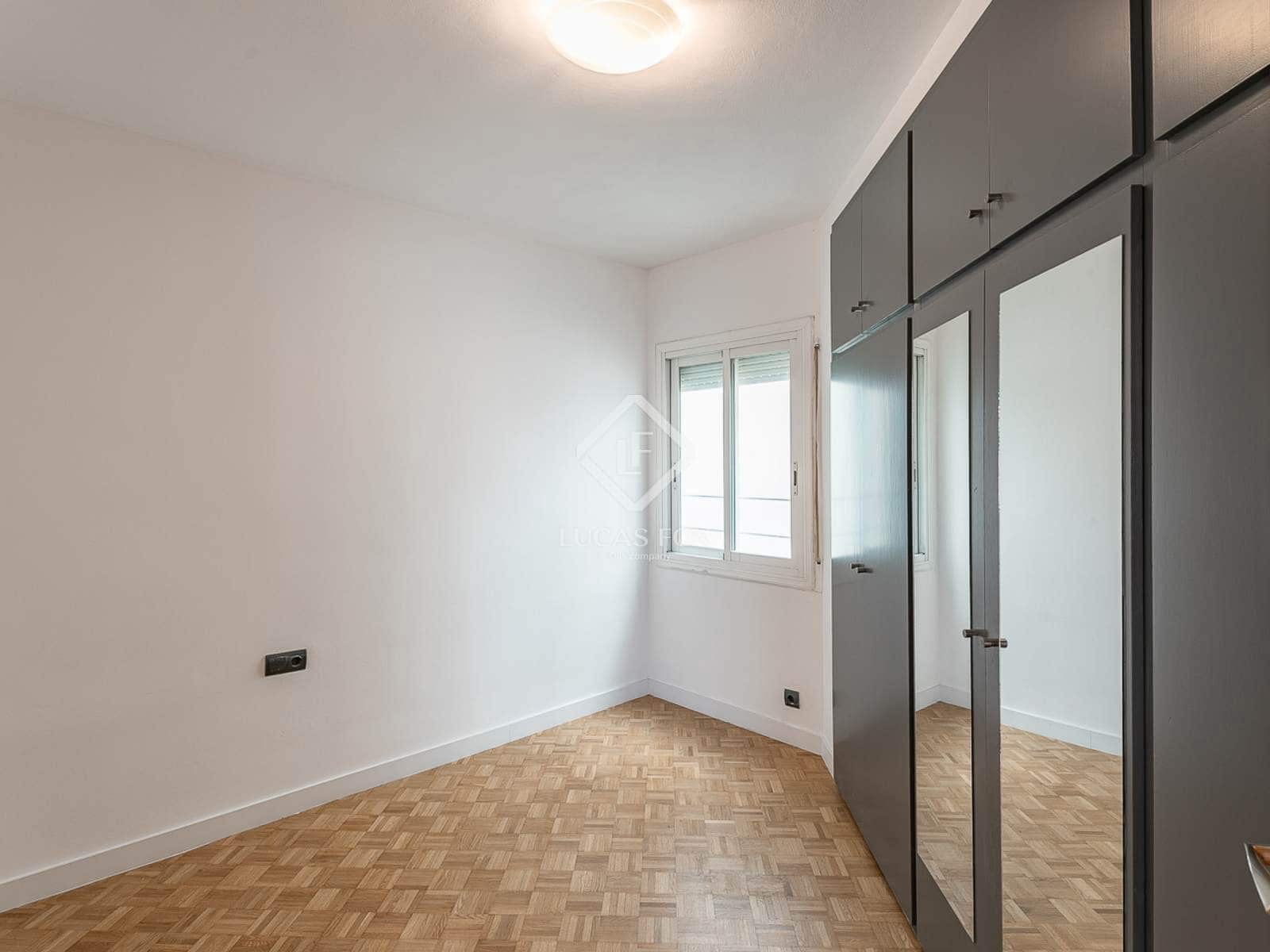 3 soveværelse Lejlighed til salg i Barcelona by - € 599.000 (Ref: 9160516)