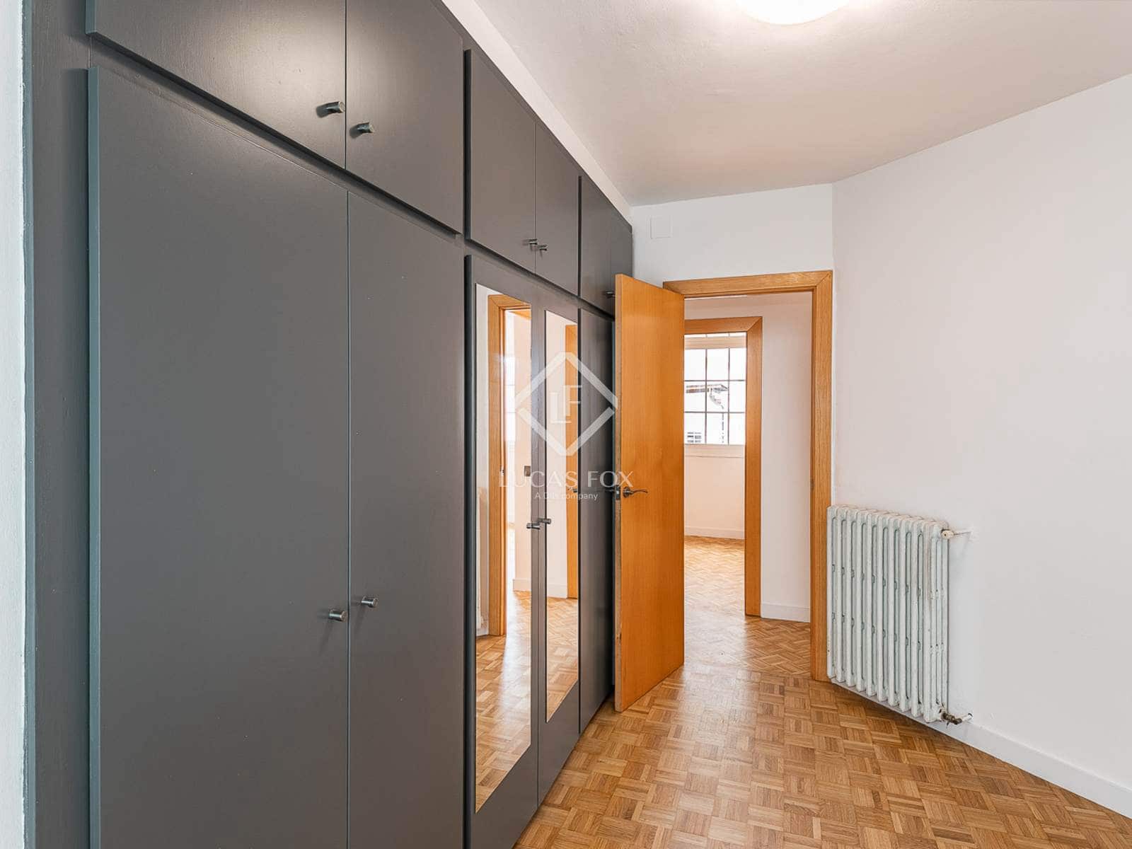 3 soveværelse Lejlighed til salg i Barcelona by - € 599.000 (Ref: 9160516)