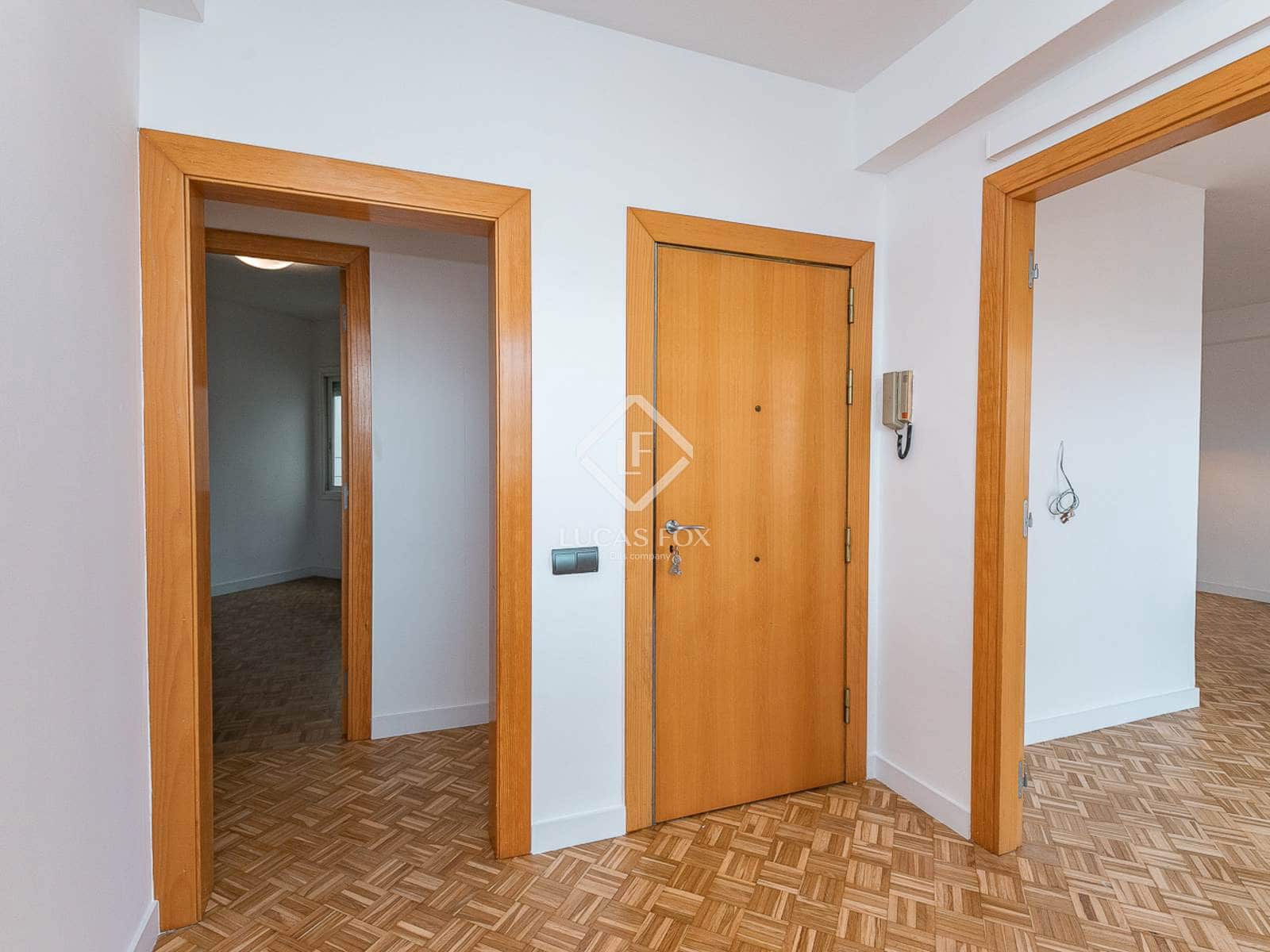 3 soveværelse Lejlighed til salg i Barcelona by - € 599.000 (Ref: 9160516)