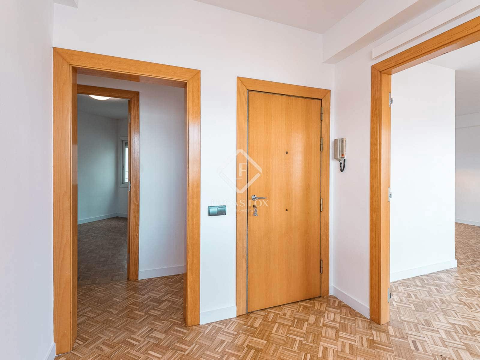 3 soveværelse Lejlighed til salg i Barcelona by - € 599.000 (Ref: 9160516)