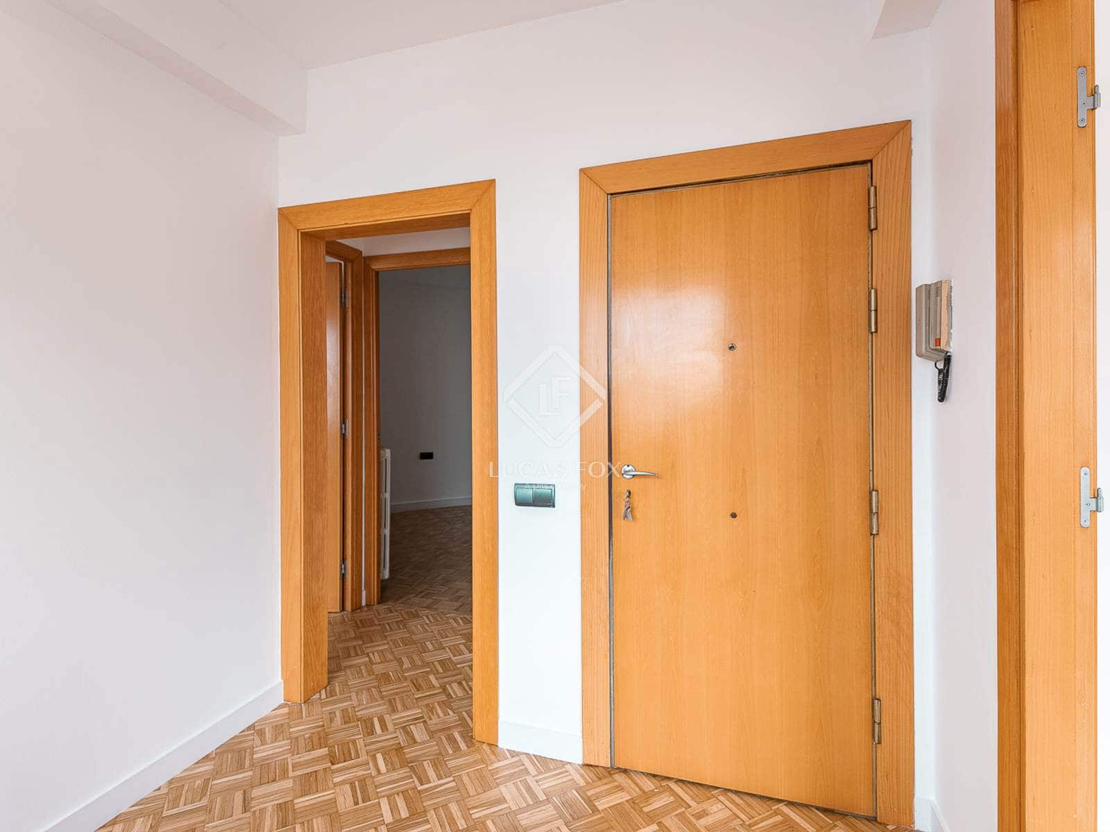 3 soveværelse Lejlighed til salg i Barcelona by - € 599.000 (Ref: 9160516)