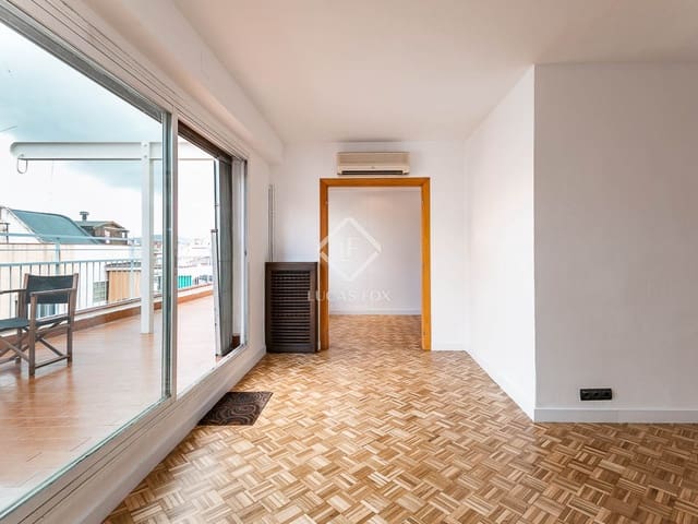 3 soveværelse Lejlighed til salg i Barcelona by - € 599.000 (Ref: 9160516)