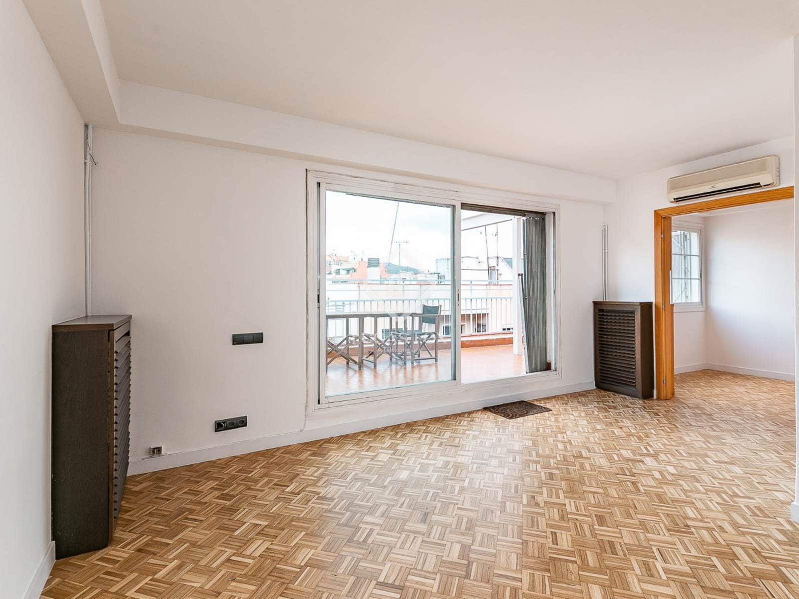 3 soveværelse Lejlighed til salg i Barcelona by - € 599.000 (Ref: 9160516)