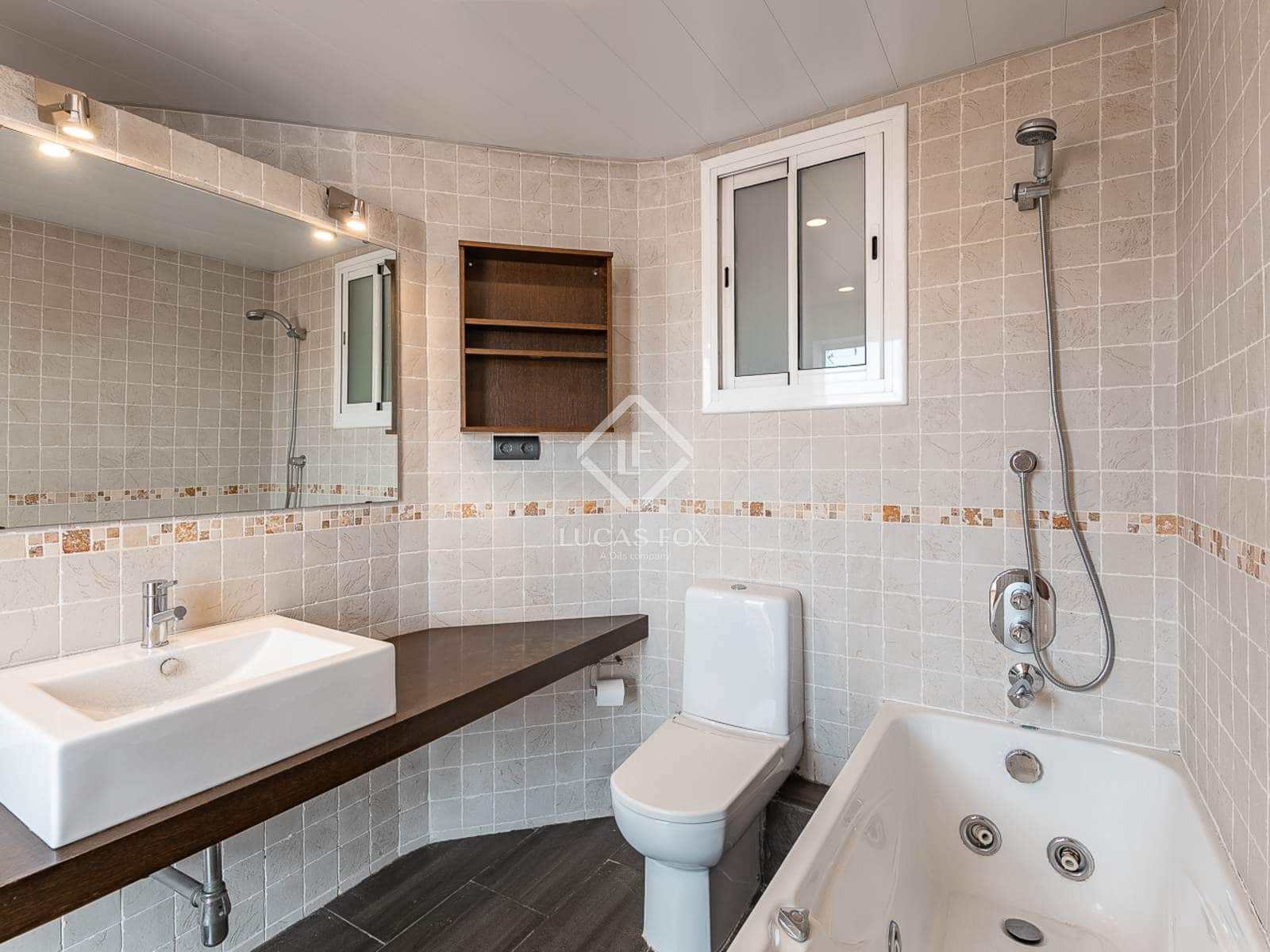 3 soveværelse Lejlighed til salg i Barcelona by - € 599.000 (Ref: 9160516)