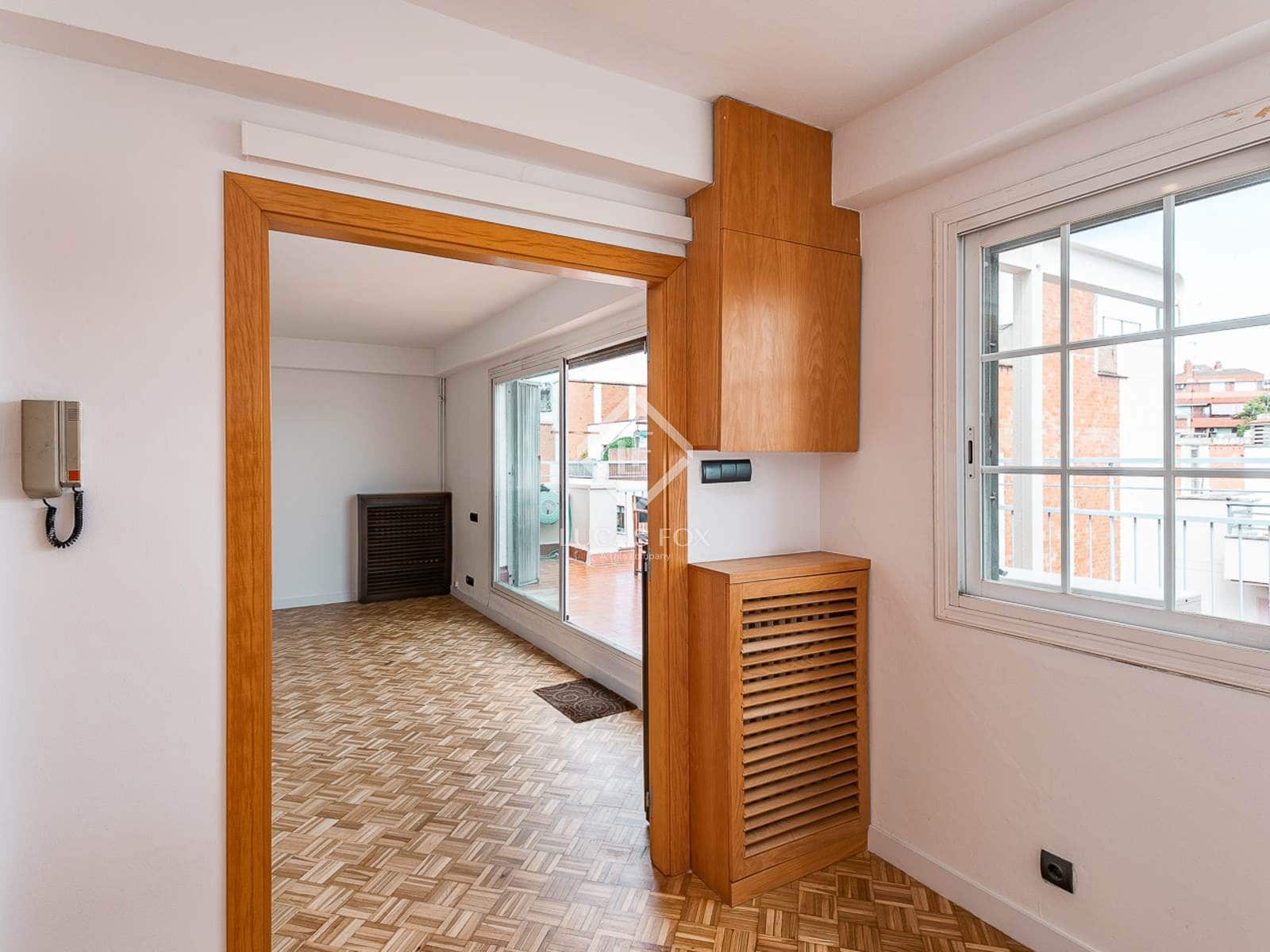 3 soveværelse Lejlighed til salg i Barcelona by - € 599.000 (Ref: 9160516)