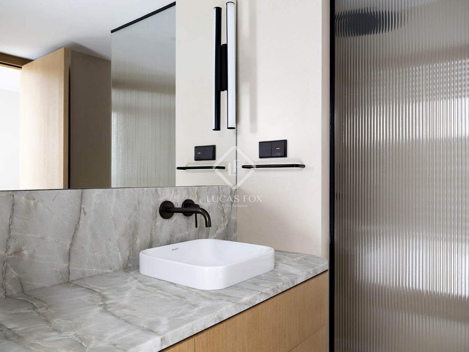 3 soveværelse Lejlighed til leje i Barcelona by med swimmingpool garage - € 4.500 (Ref: 9160518)