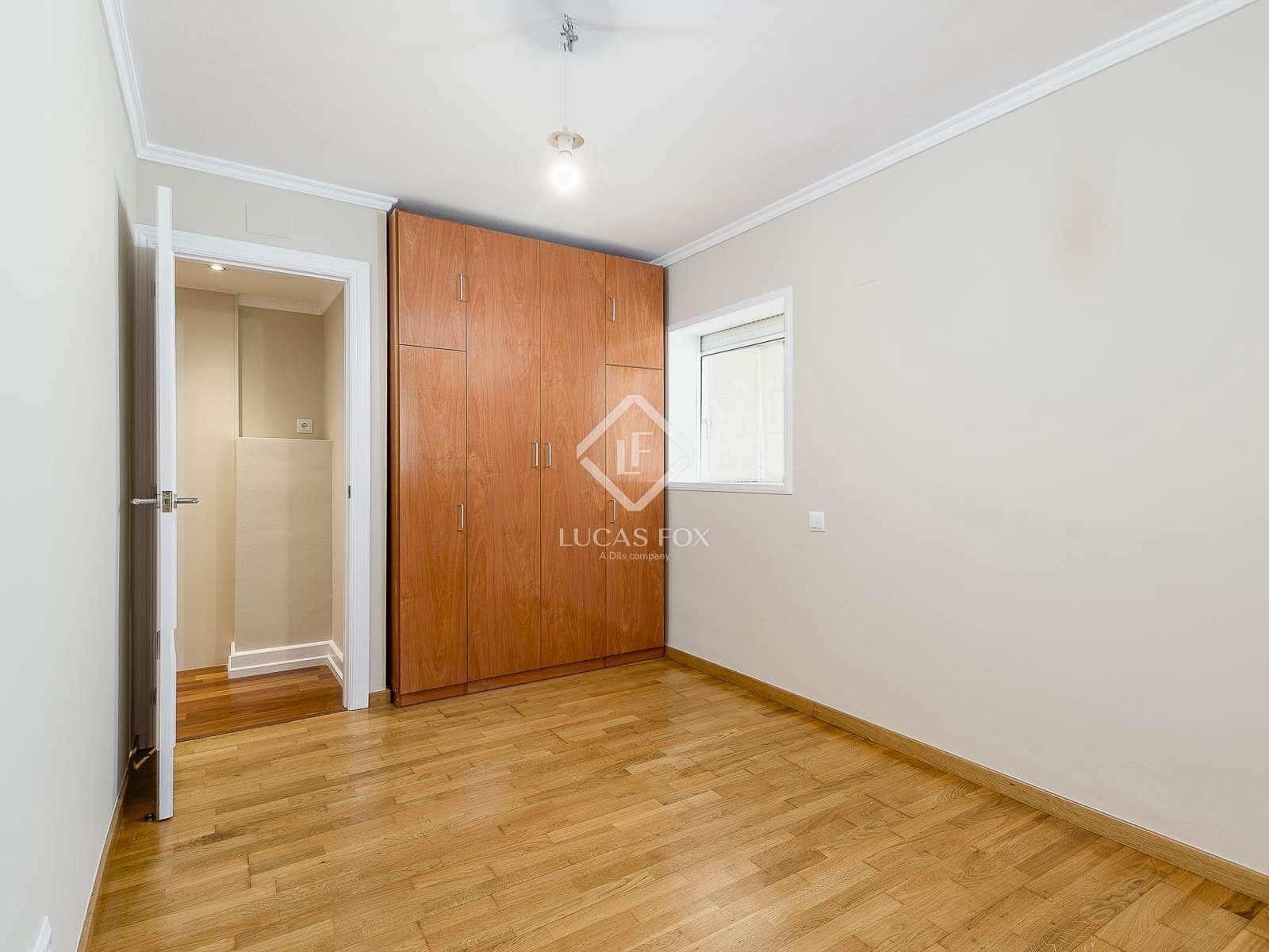 4 makuuhuone Huoneisto vuokrattavana paikassa Barcelona kaupunki mukana uima-altaan 
autotalli - 2 970 € (Ref: 9160519)