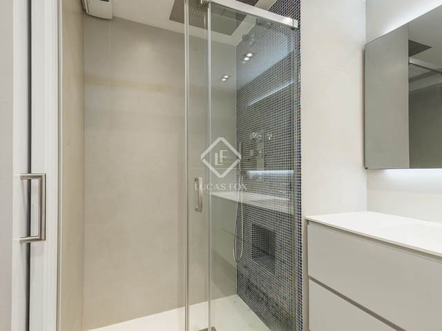4 makuuhuone Huoneisto vuokrattavana paikassa Barcelona kaupunki mukana uima-altaan 
autotalli - 2 970 € (Ref: 9160519)