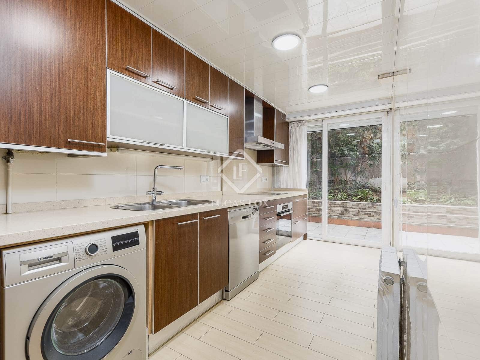 4 makuuhuone Huoneisto vuokrattavana paikassa Barcelona kaupunki mukana uima-altaan 
autotalli - 2 970 € (Ref: 9160519)