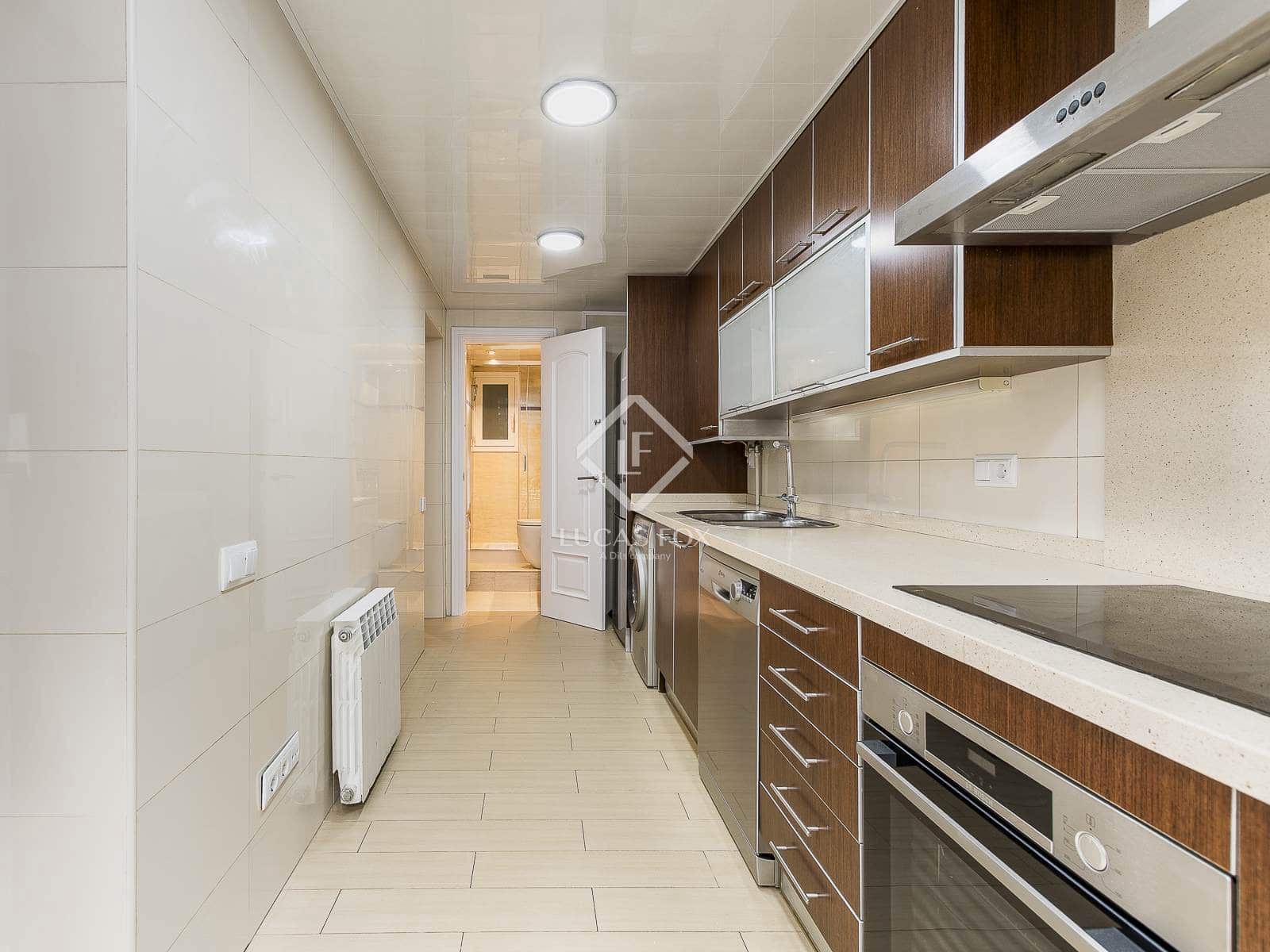 4 makuuhuone Huoneisto vuokrattavana paikassa Barcelona kaupunki mukana uima-altaan 
autotalli - 2 970 € (Ref: 9160519)