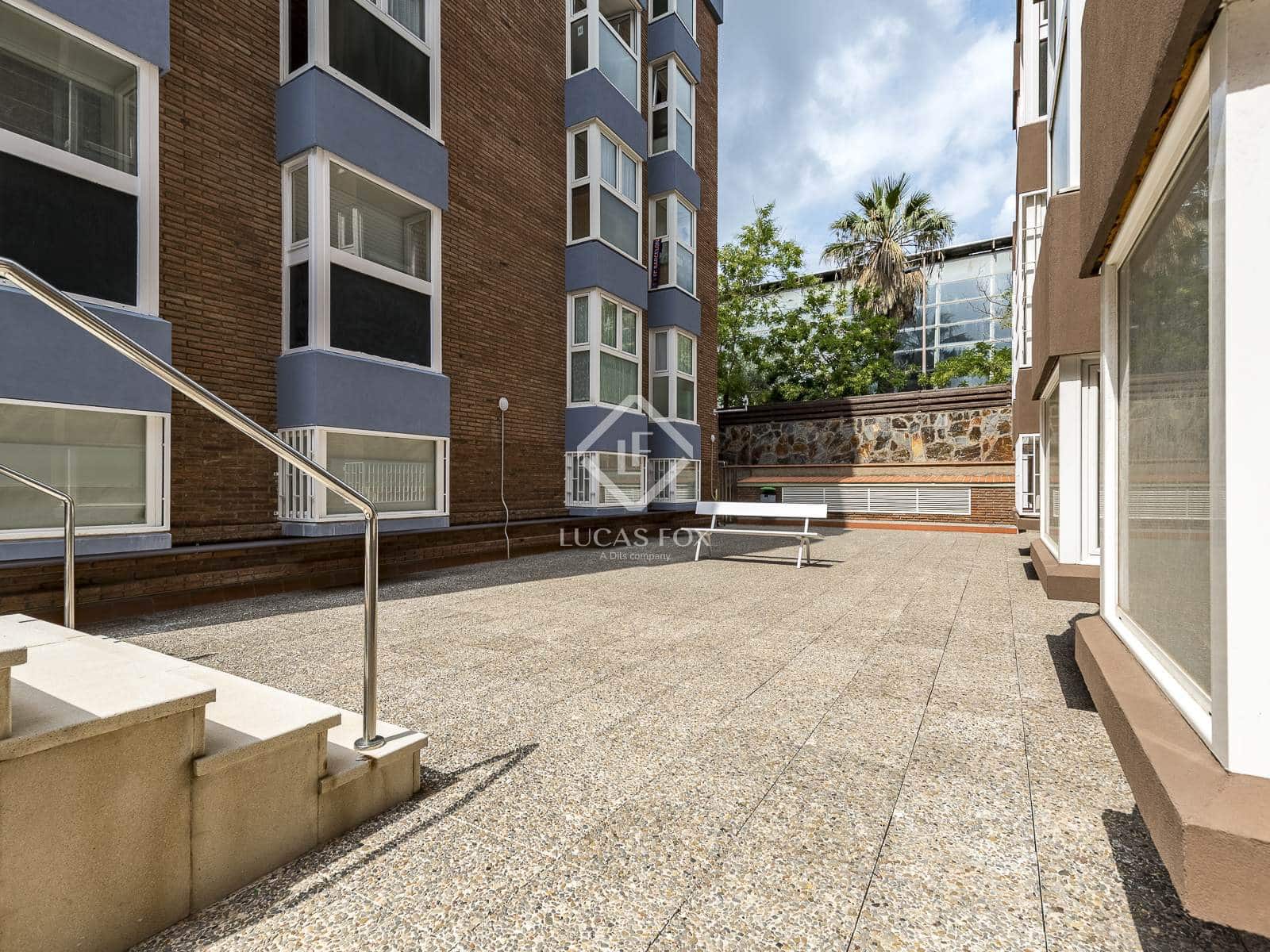 4 makuuhuone Huoneisto vuokrattavana paikassa Barcelona kaupunki mukana uima-altaan 
autotalli - 2 970 € (Ref: 9160519)