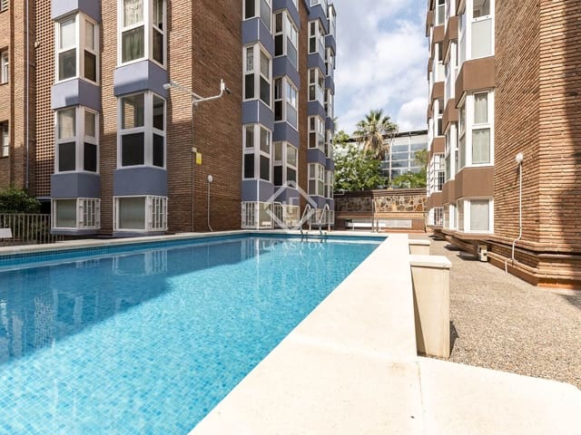 4 makuuhuone Huoneisto vuokrattavana paikassa Barcelona kaupunki mukana uima-altaan 
autotalli - 2 970 € (Ref: 9160519)