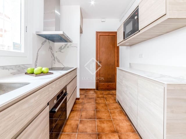 4 Zimmer Villa zu verkaufen in Sitges mit Garage - 1.850.000 € (Ref: 9160611)